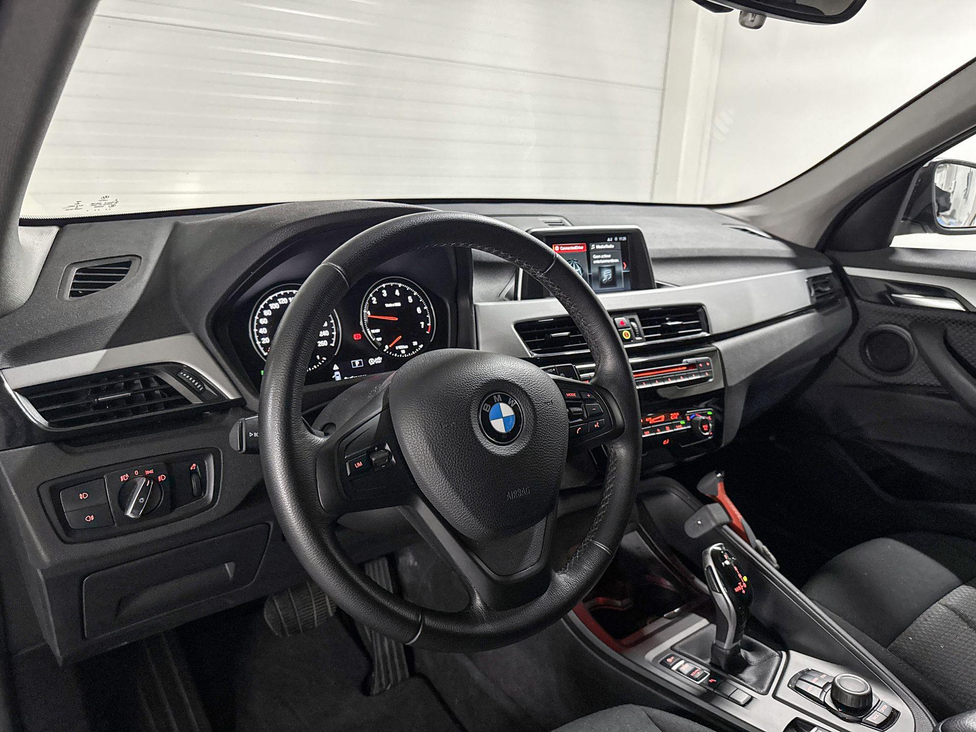 Foto van BMW X1 Sdrive20i
