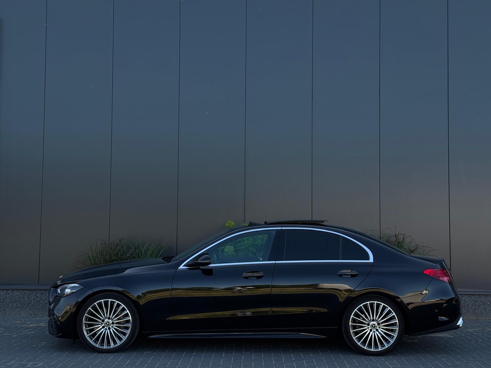 Foto van Mercedes-Benz C 180