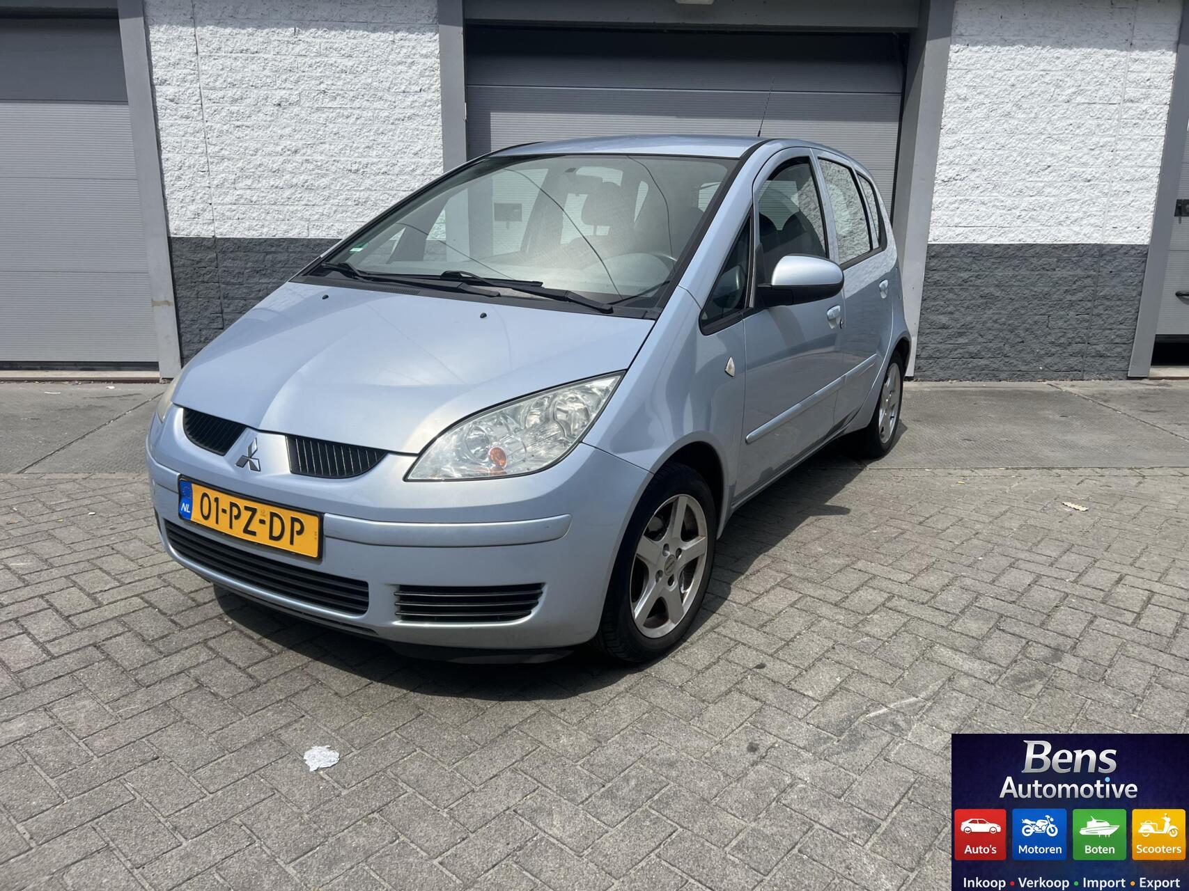 Foto van Mitsubishi Mitsubishi Colt
