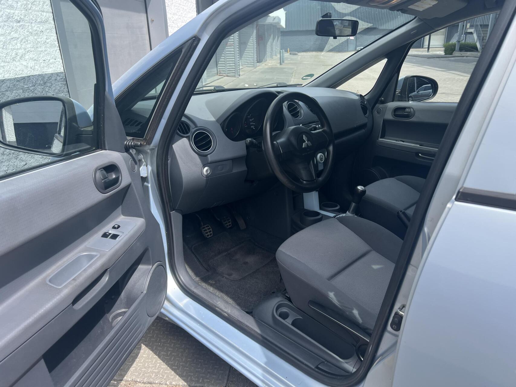 Foto van Mitsubishi Mitsubishi Colt