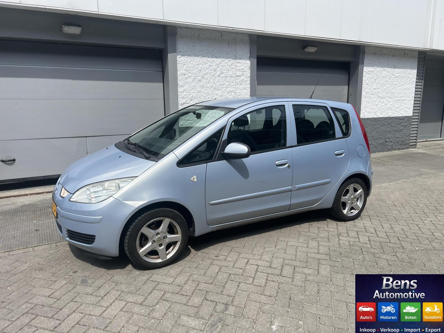 Foto van Mitsubishi Mitsubishi Colt