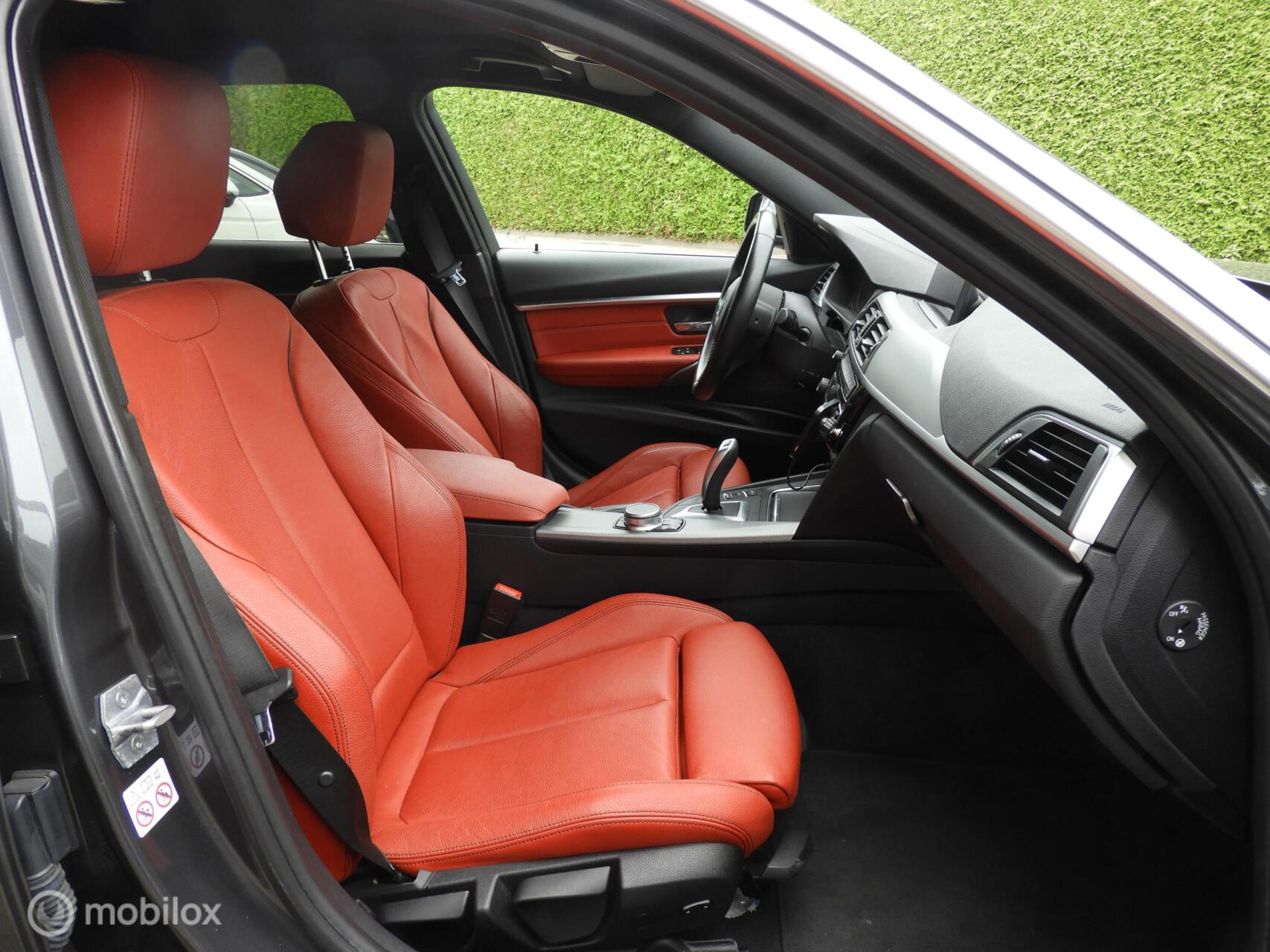 Foto van BMW 318i