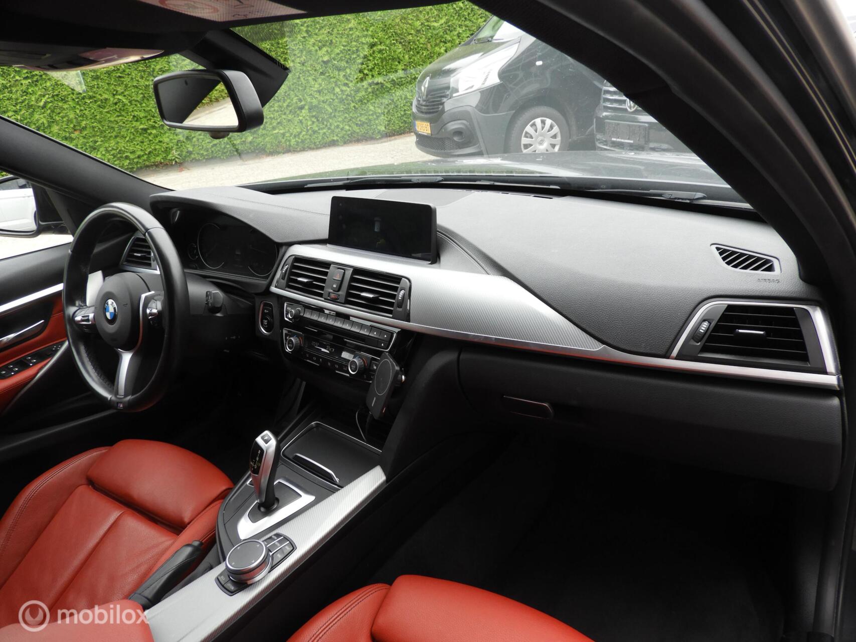 Foto van BMW 318i