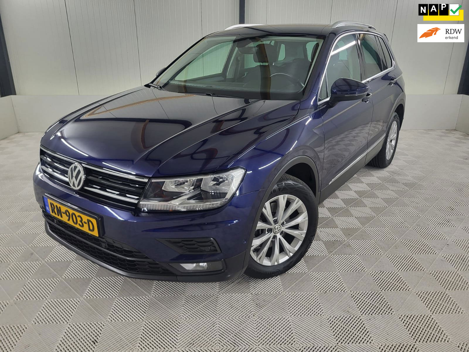 Volkswagen Tiguan 1.4 TSI ACT Comfortline Business, Trekhaak, Automaat 2018 - voorkant