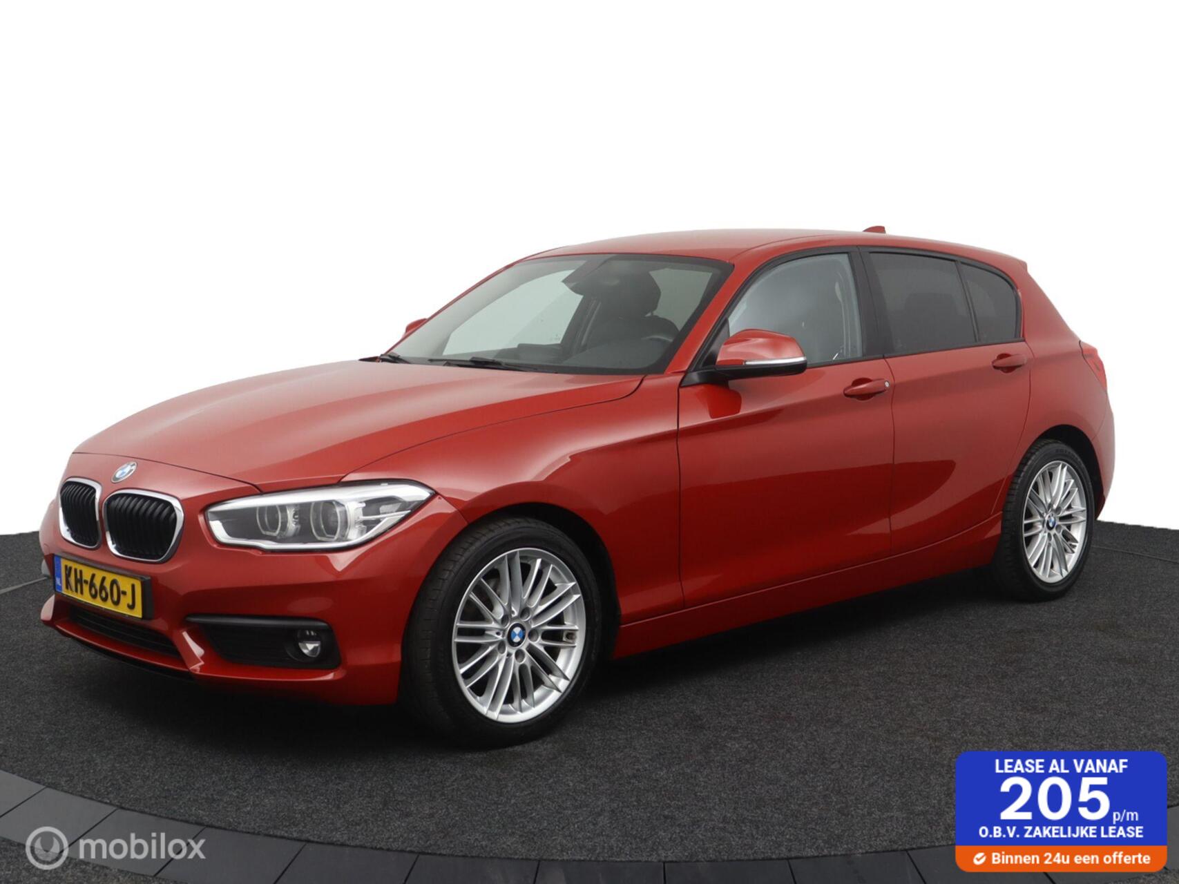 BMW 118i 118i High Executive Automaat! 2016 - voorkant