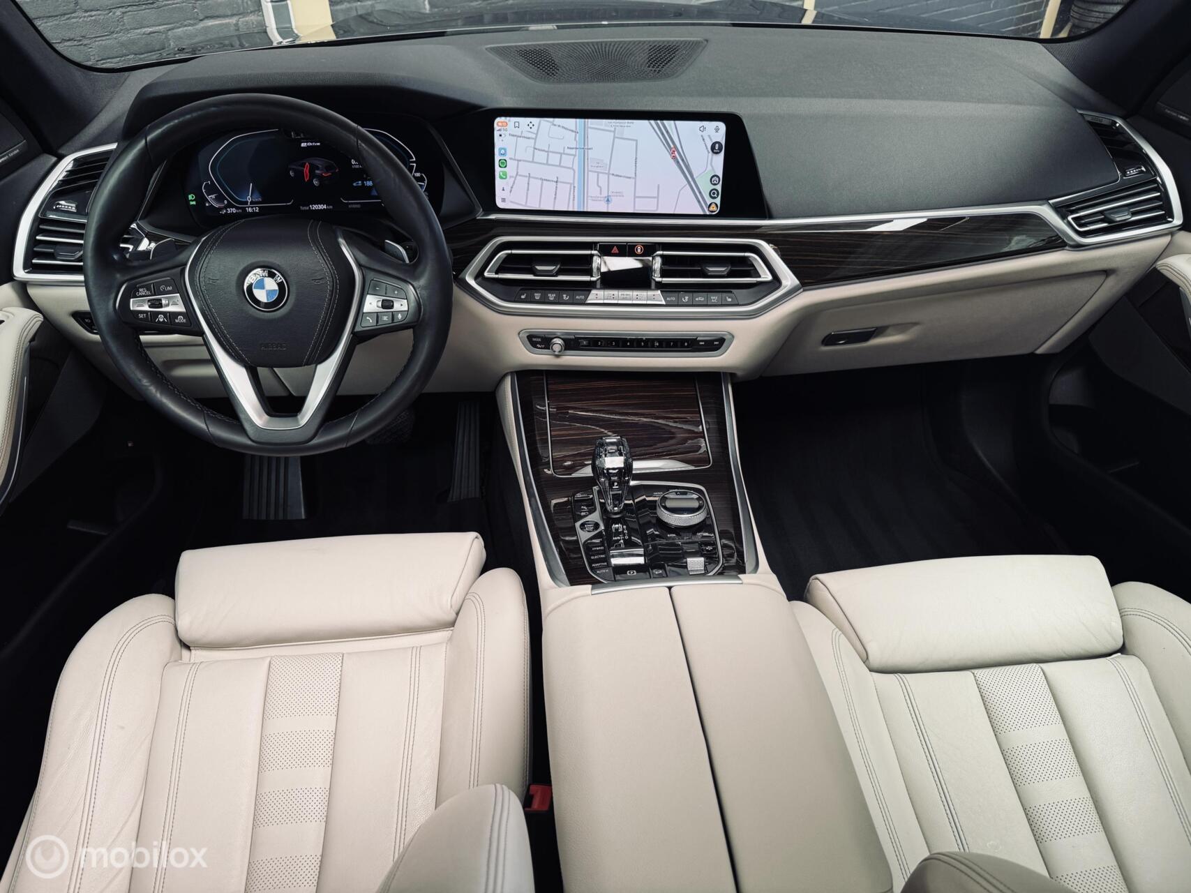 Foto van BMW X5 Xdrive45e