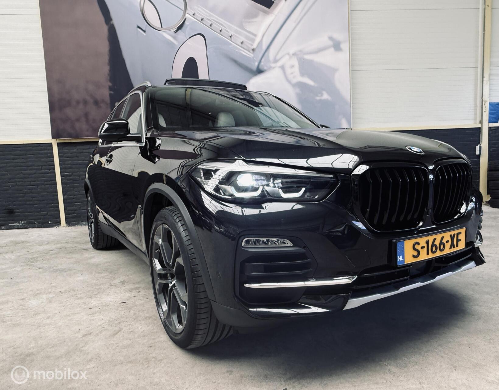 Foto van BMW X5 Xdrive45e