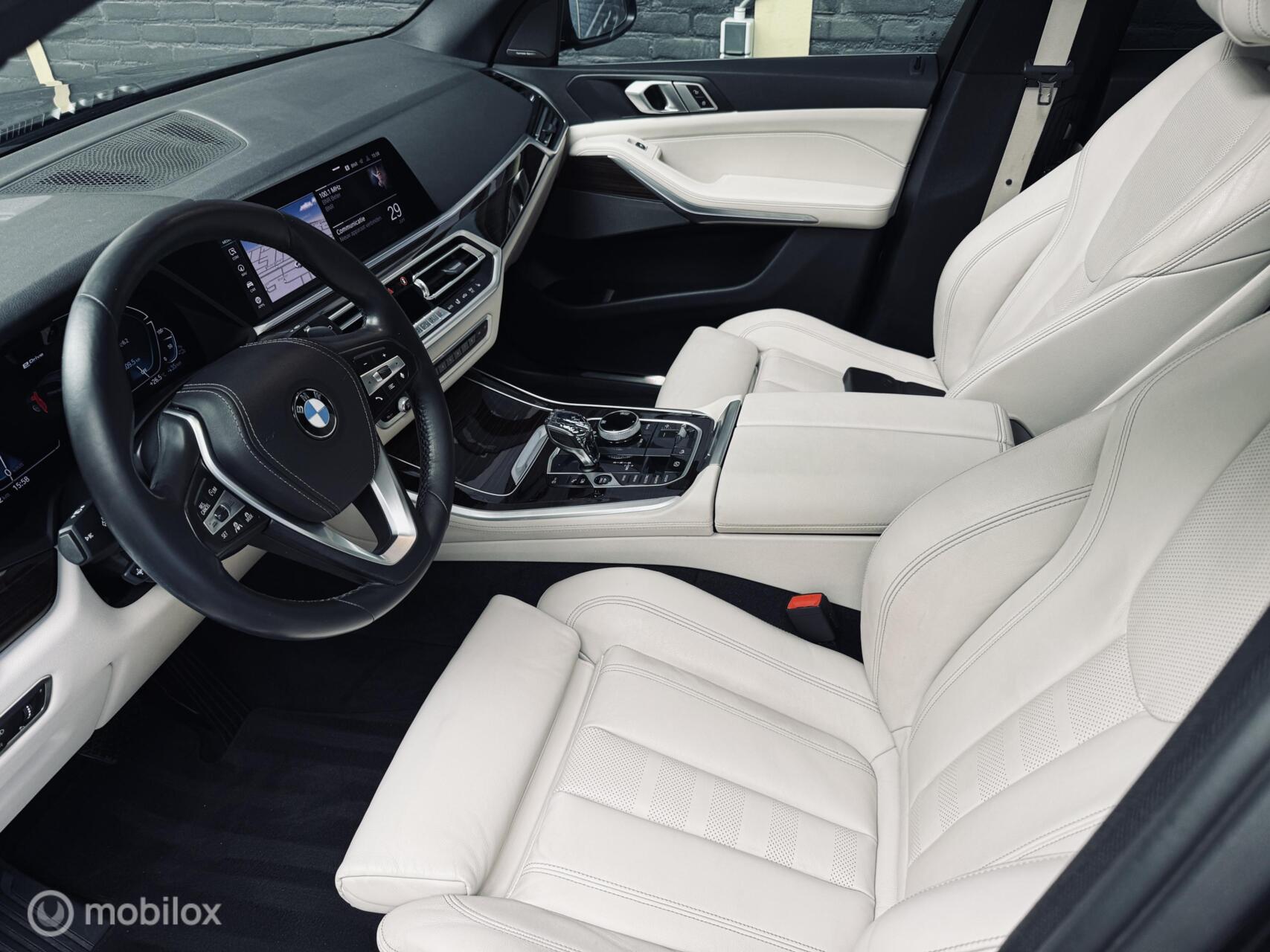 Foto van BMW X5 Xdrive45e