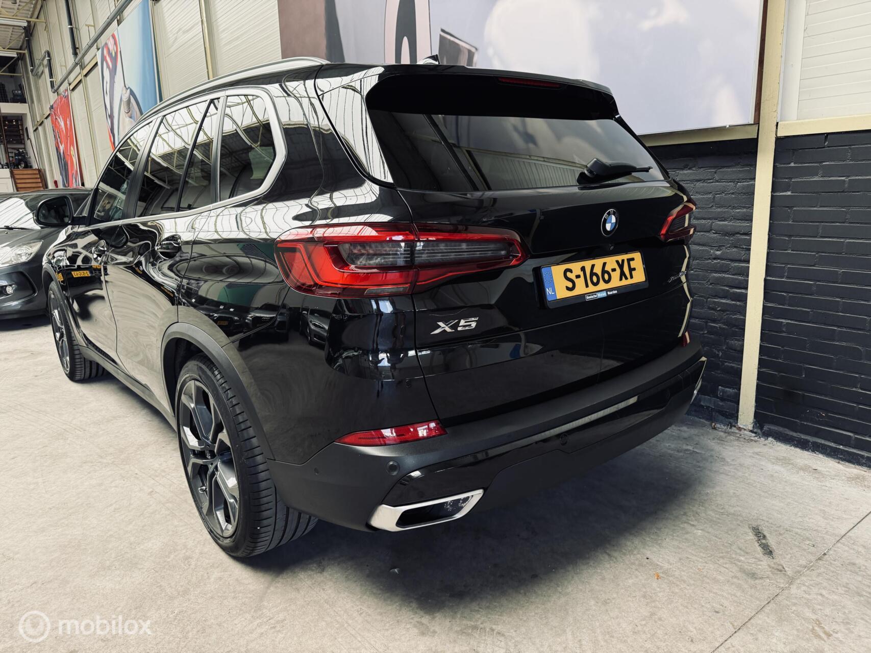 Foto van BMW X5 Xdrive45e