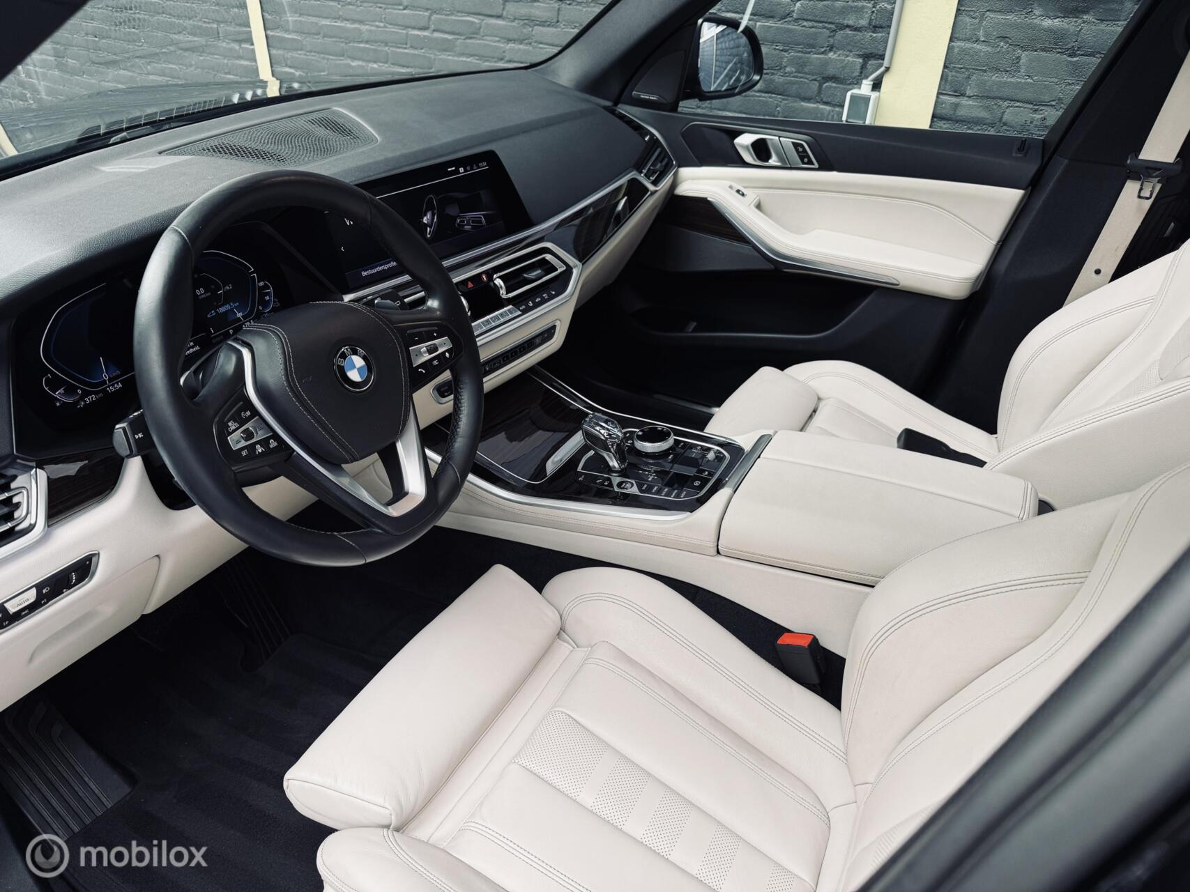 Foto van BMW X5 Xdrive45e