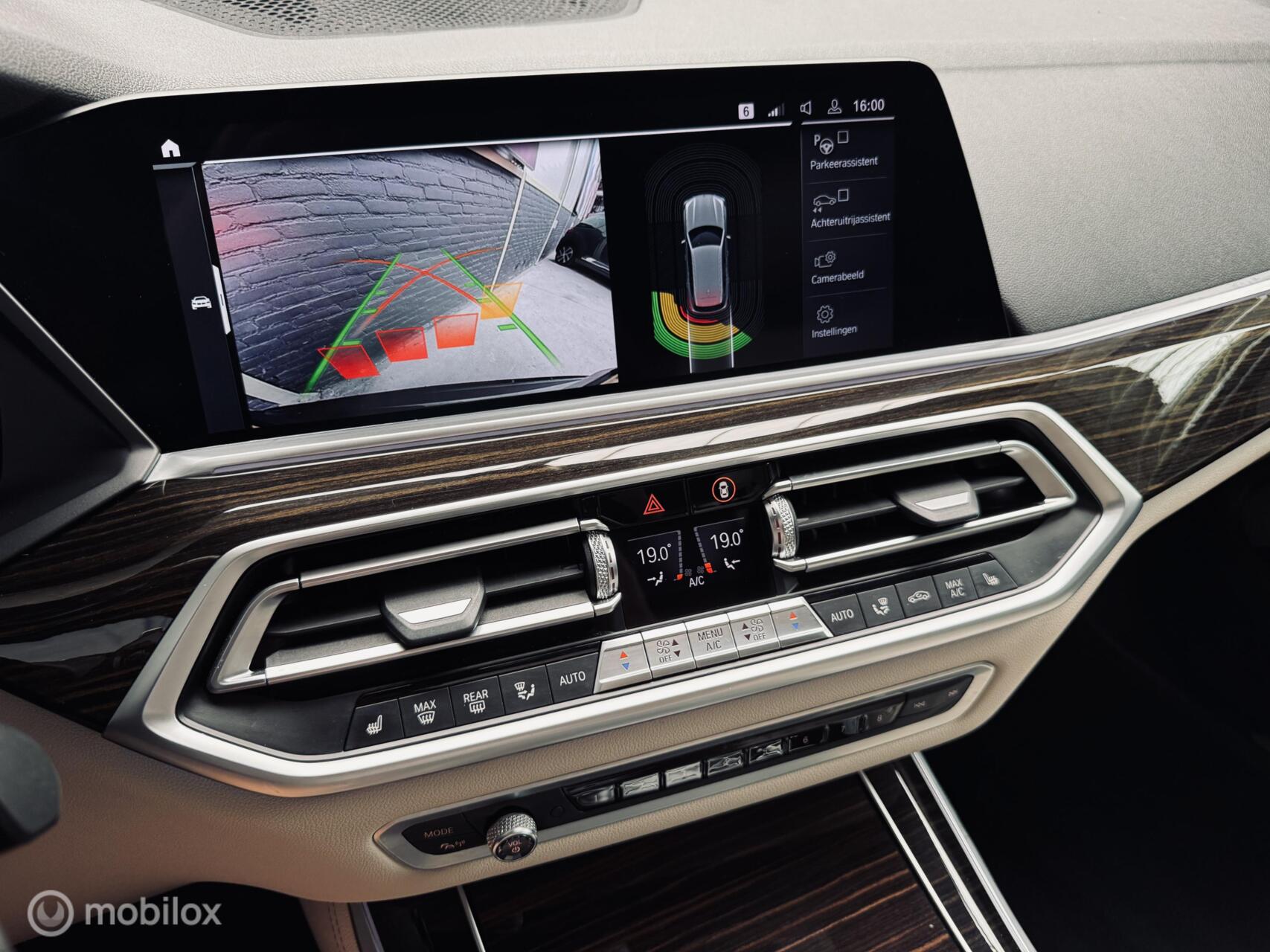 Foto van BMW X5 Xdrive45e