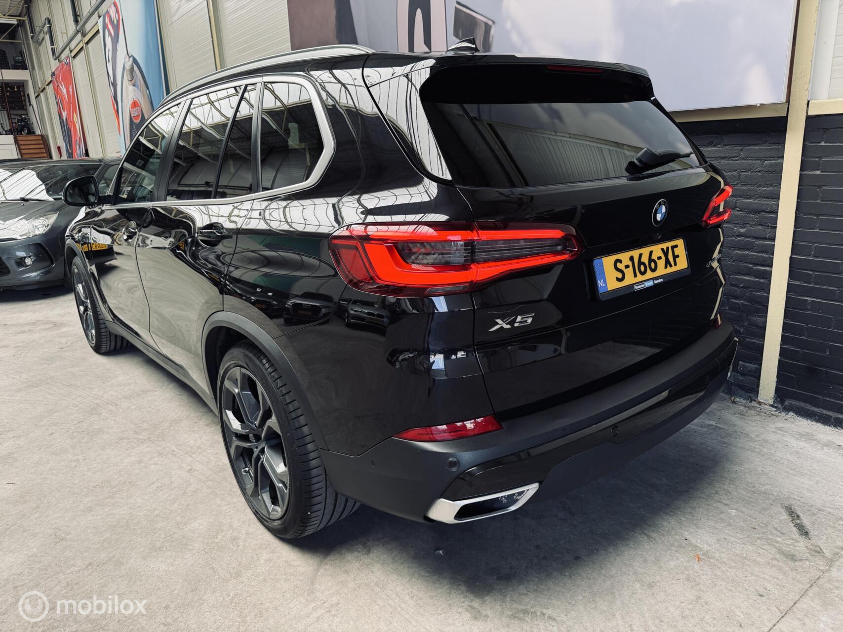 Foto van BMW X5 Xdrive45e