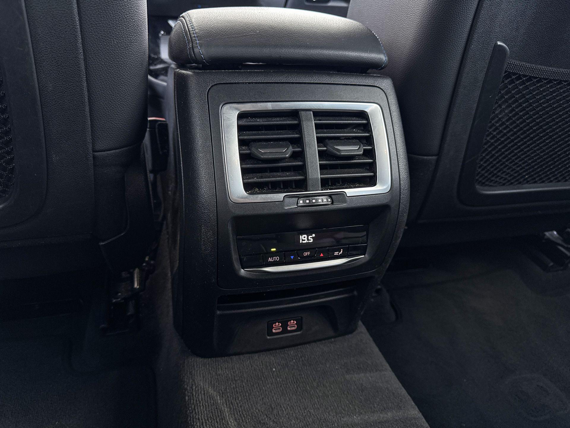 Foto van BMW Ix3