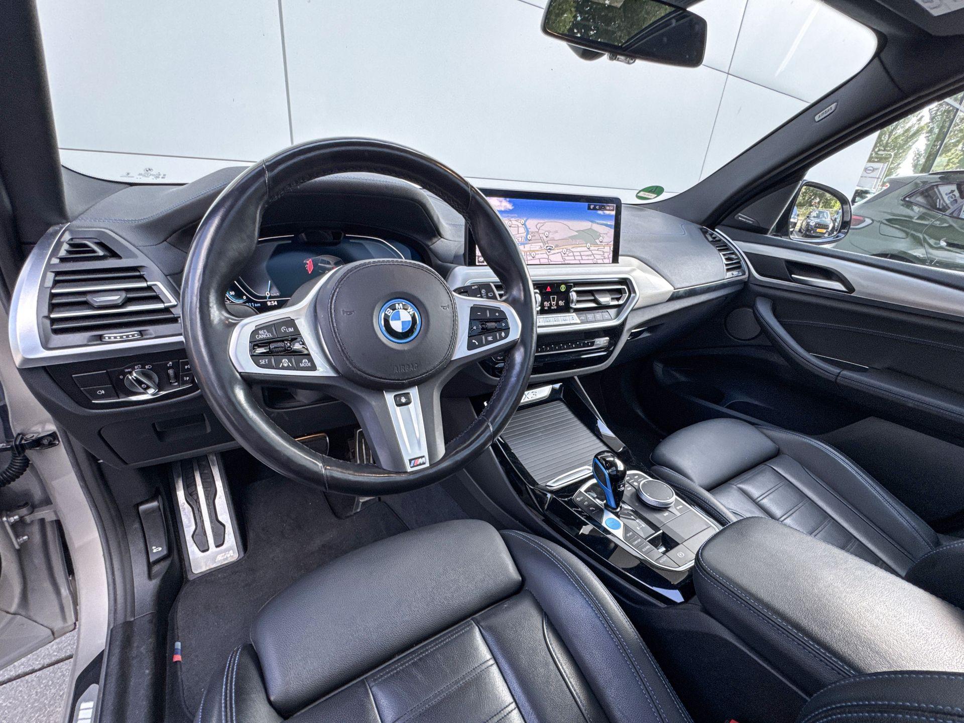 Foto van BMW Ix3
