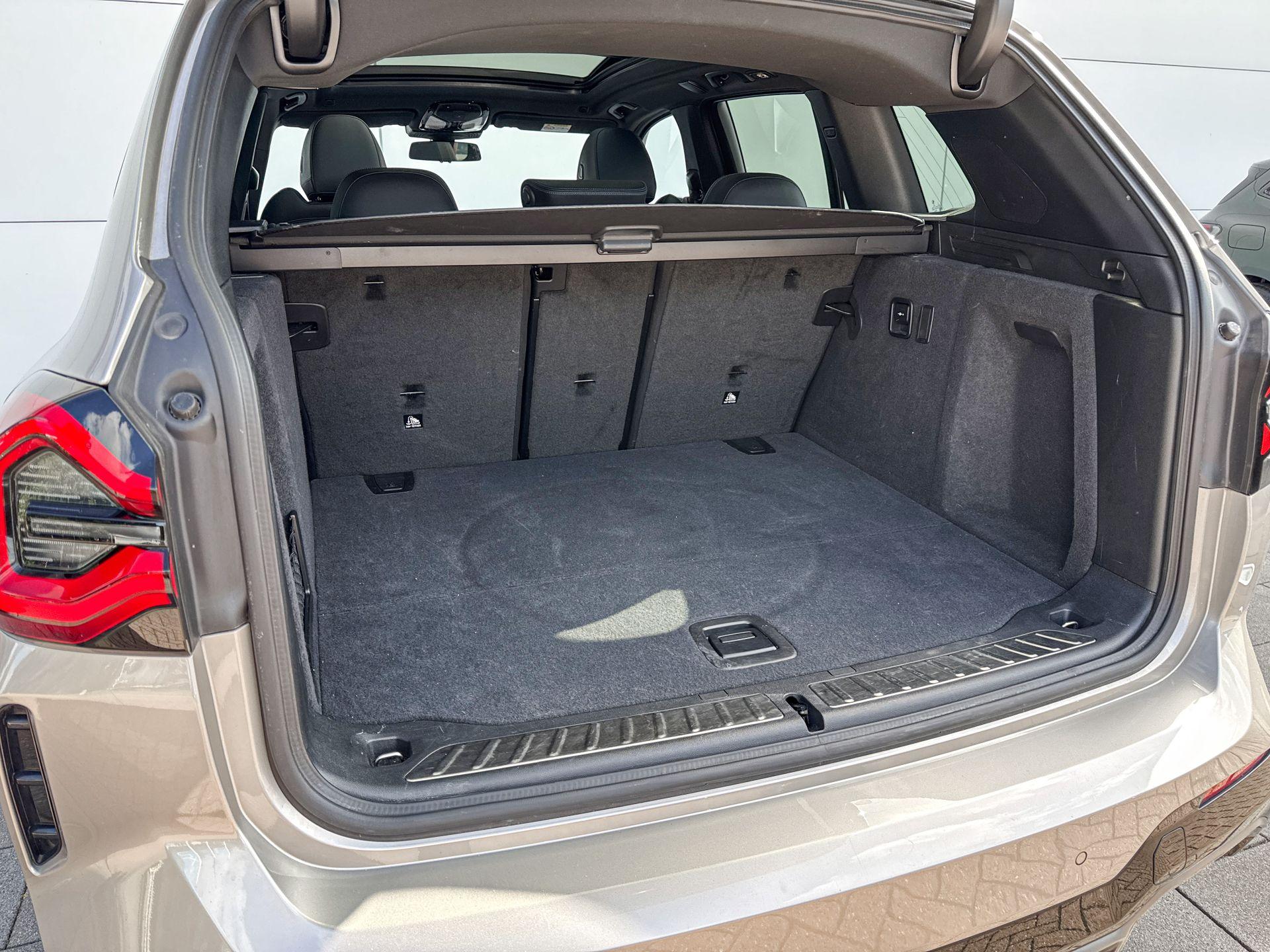 Foto van BMW Ix3
