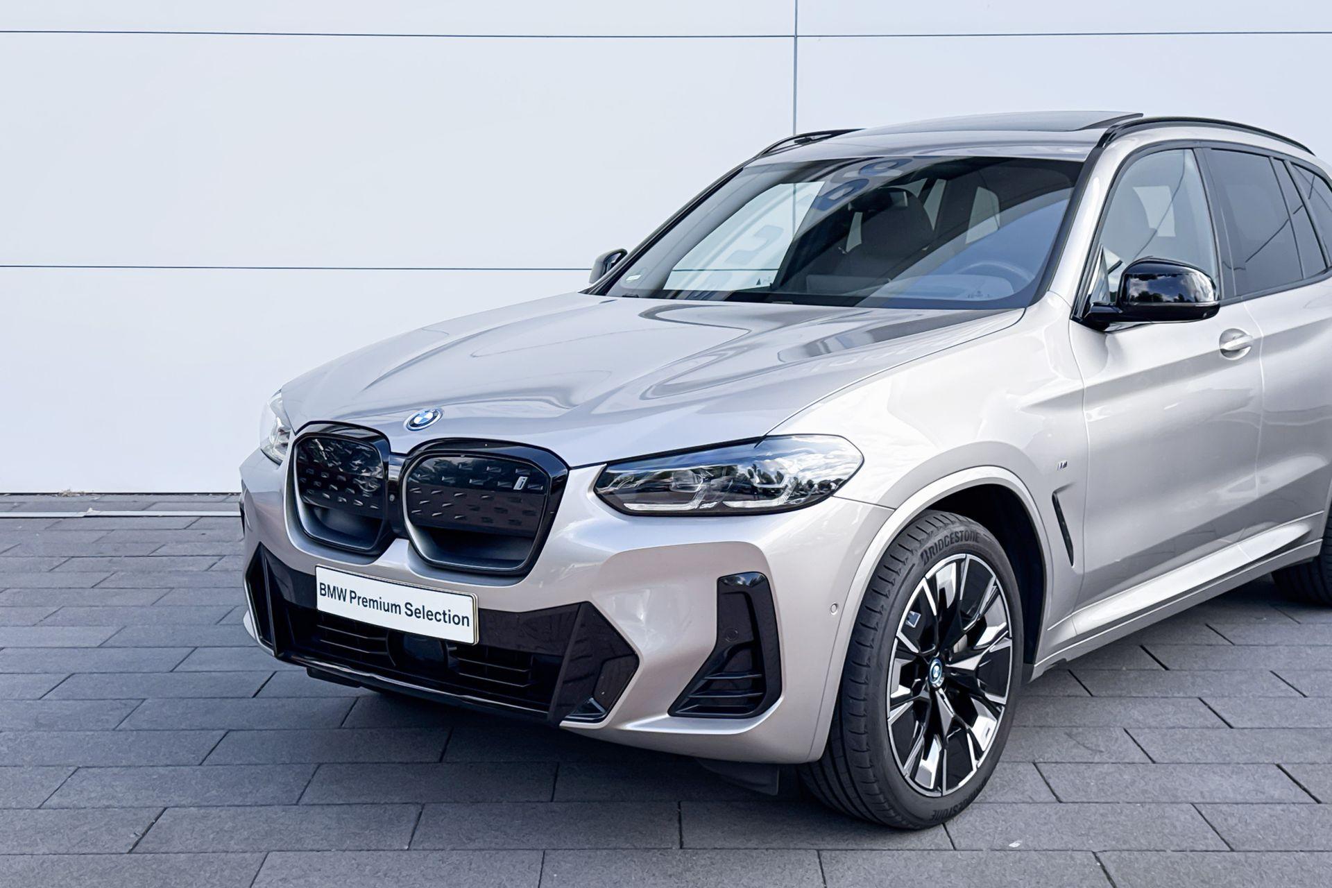 Foto van BMW Ix3