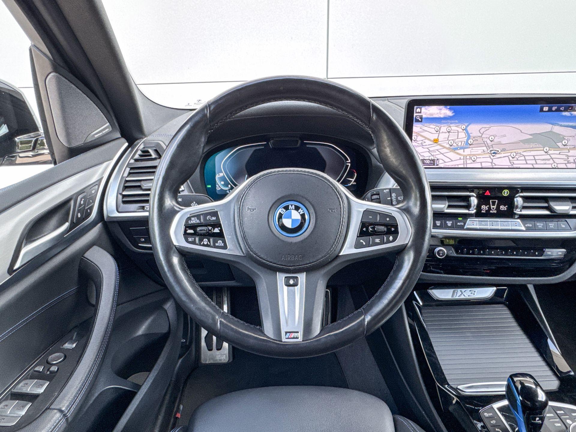 Foto van BMW Ix3