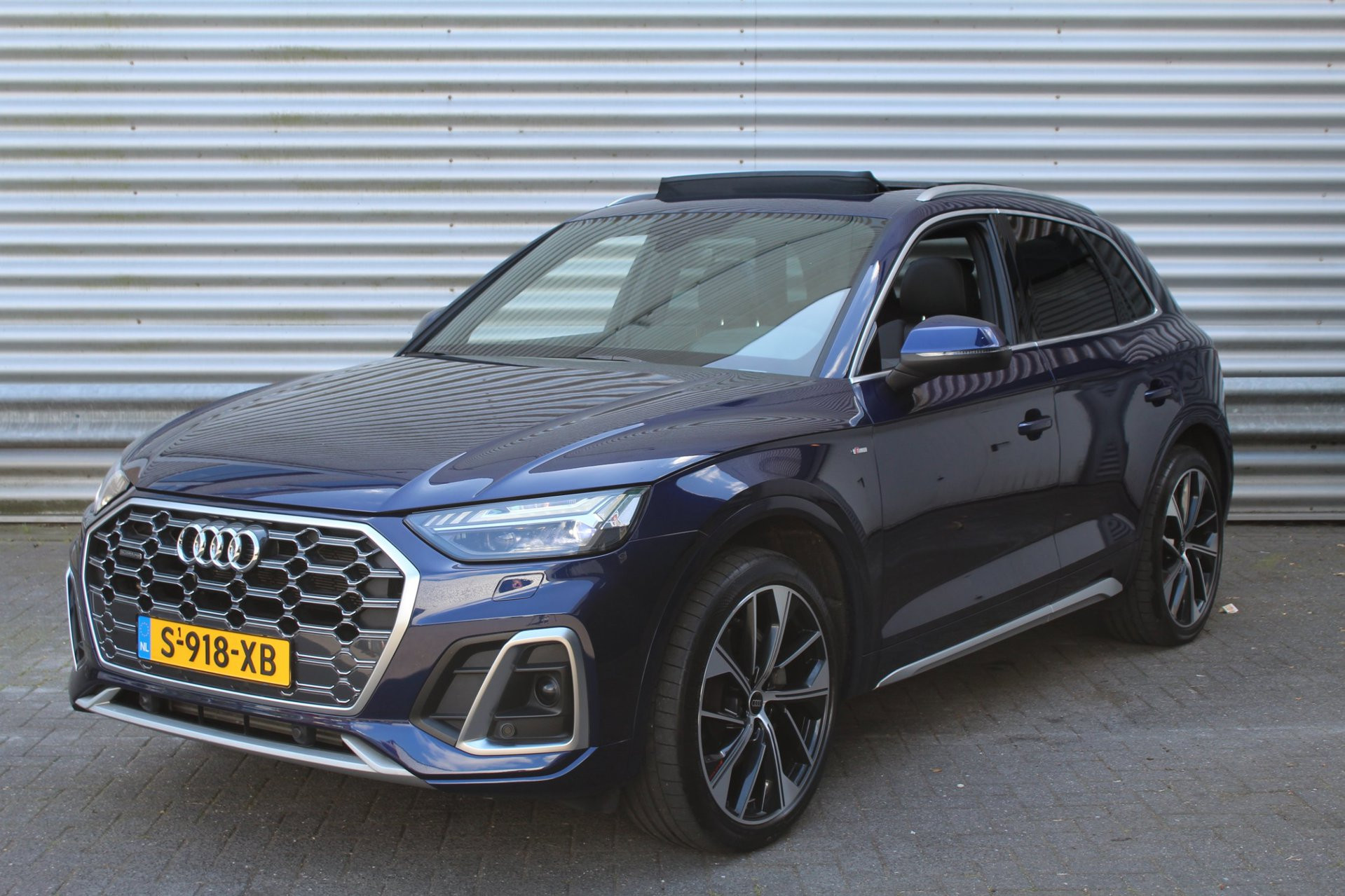 Audi Q5 50 TFSI E 50 TFSI e 299pk S edition Luchtvering RS Stoelen Panoramadak 21"LMV 2023 - voorkant