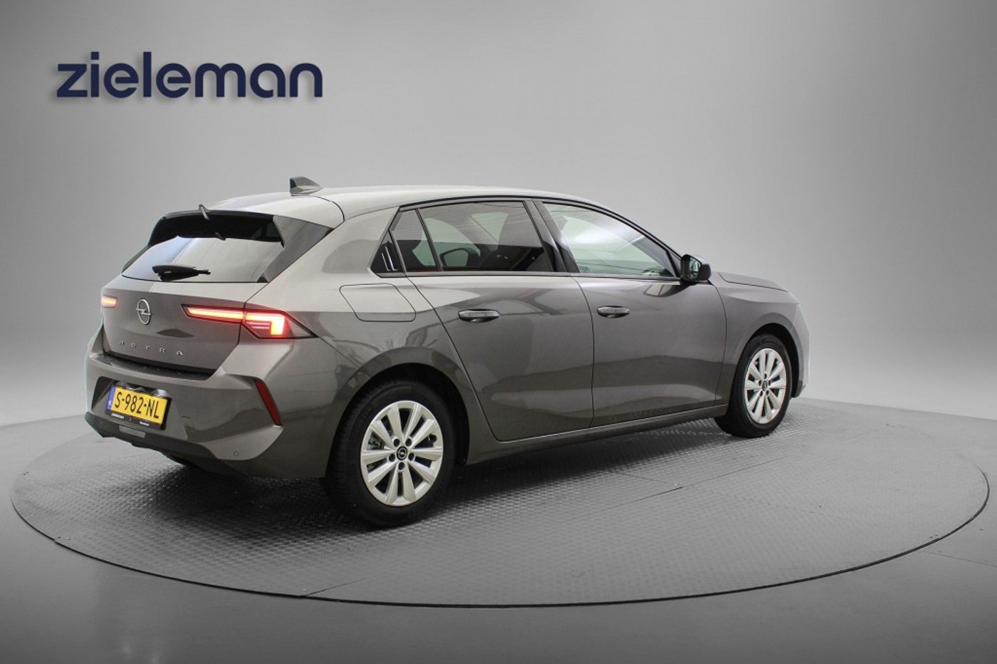 Foto van Opel Astra
