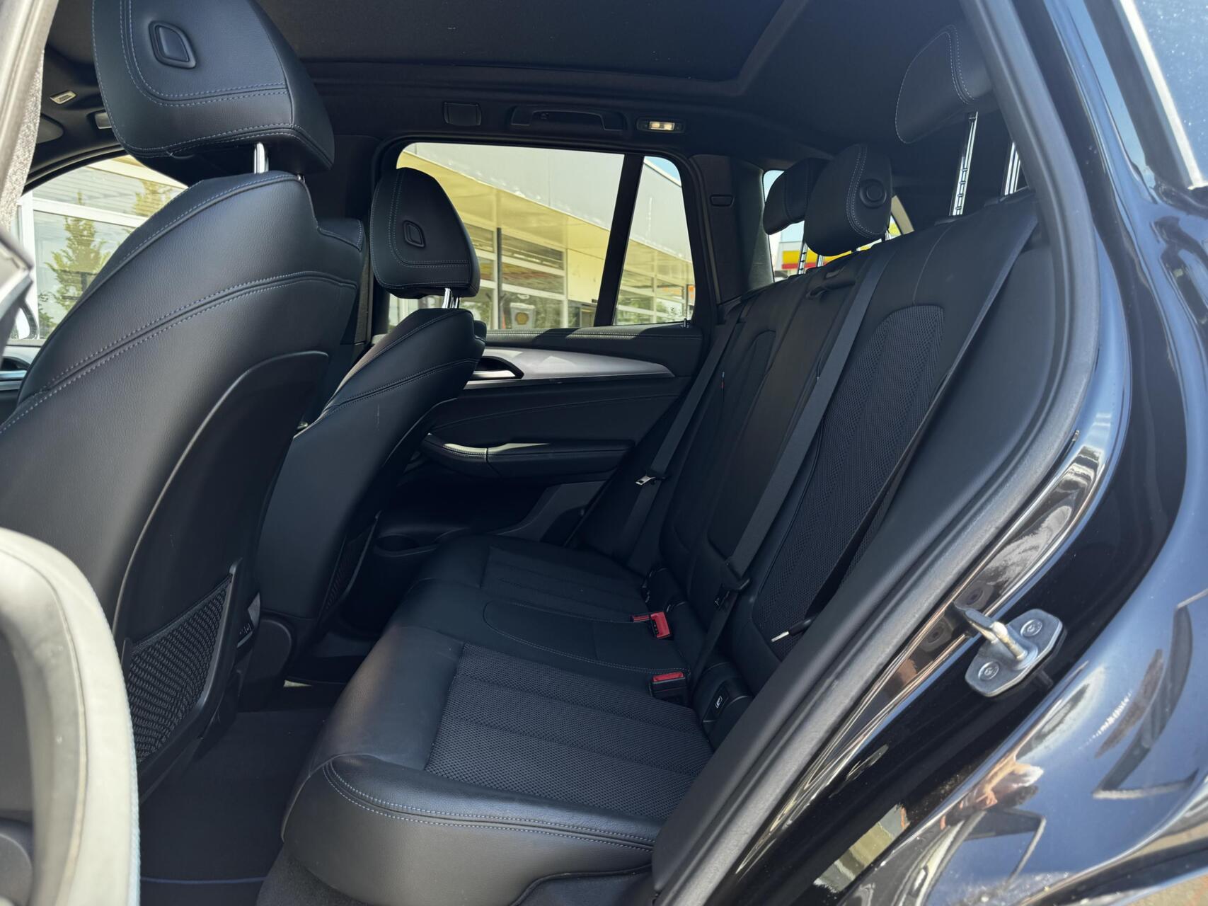 Foto van BMW X3 M40d