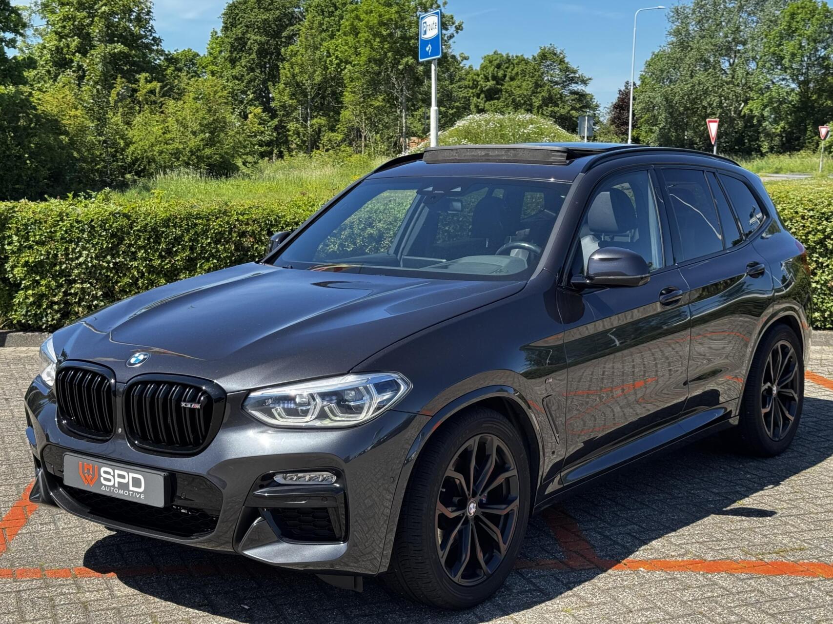Foto van BMW X3 M40d