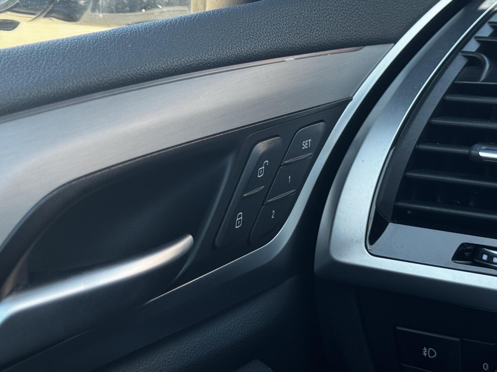 Foto van BMW X3 M40d