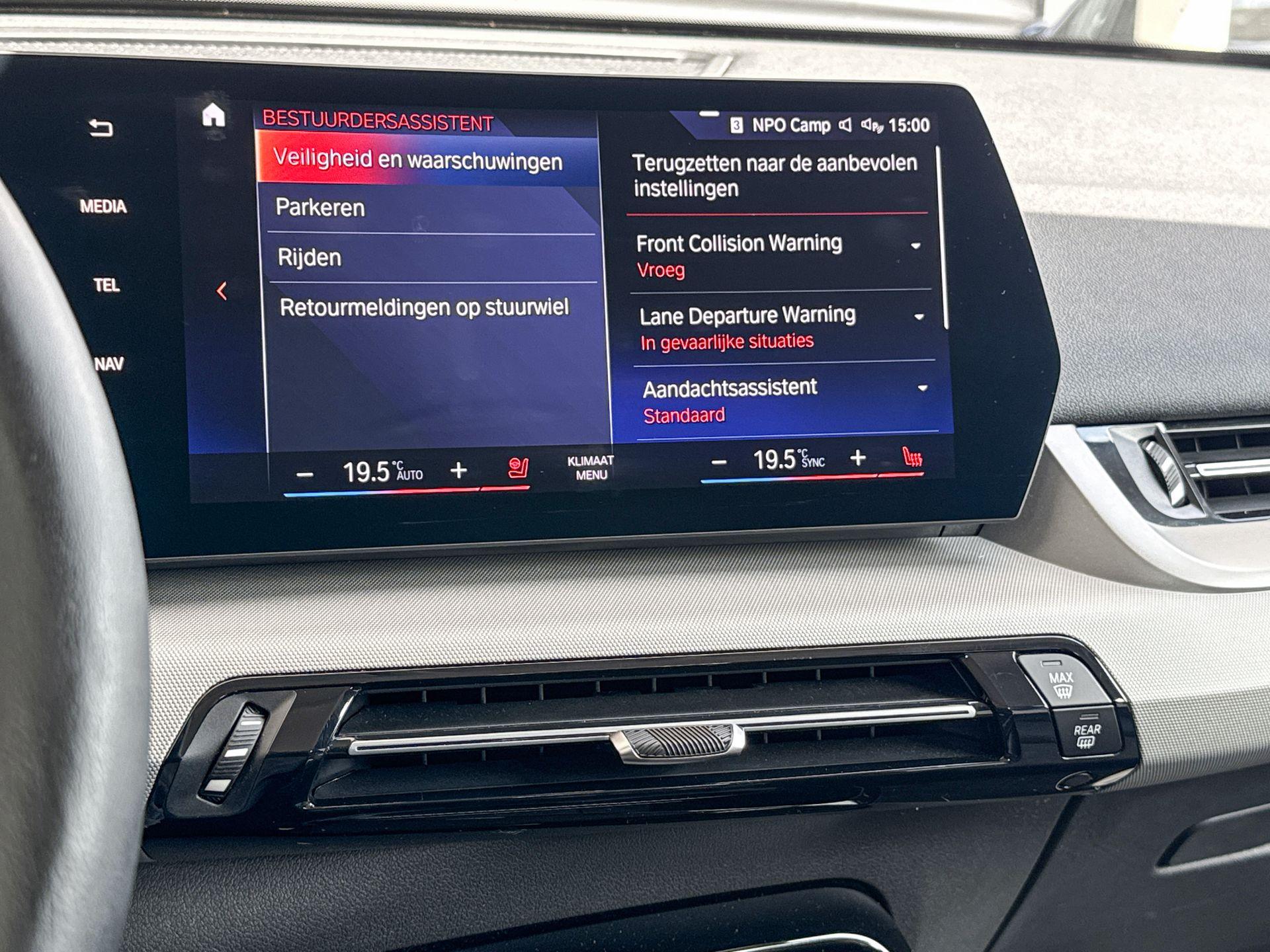 Foto van BMW Ix1 Xdrive30