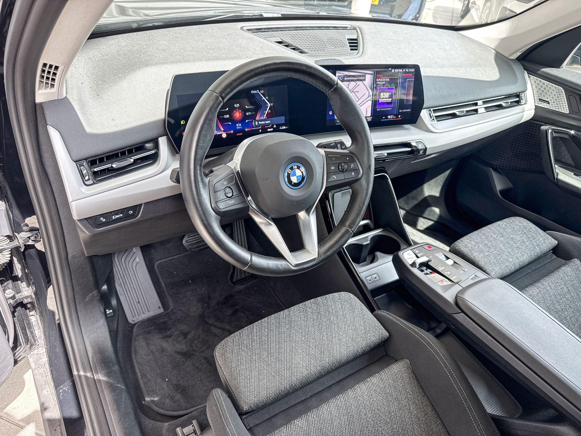 Foto van BMW Ix1 Xdrive30