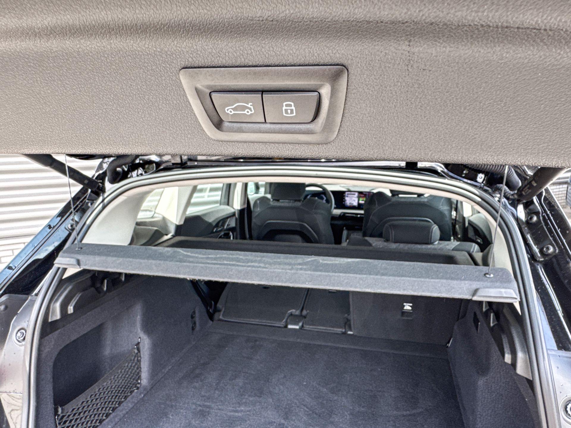 Foto van BMW Ix1 Xdrive30