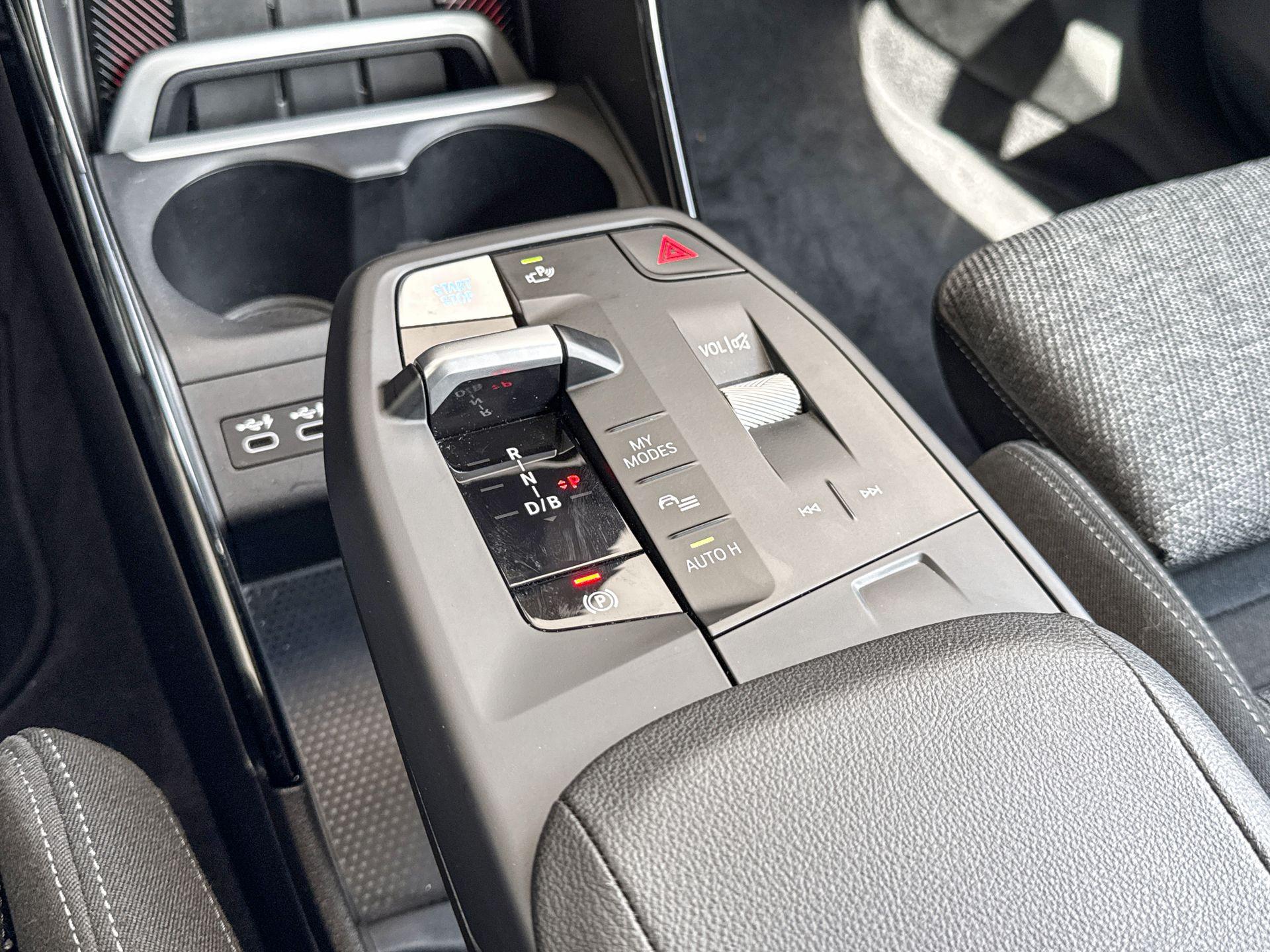 Foto van BMW Ix1 Xdrive30