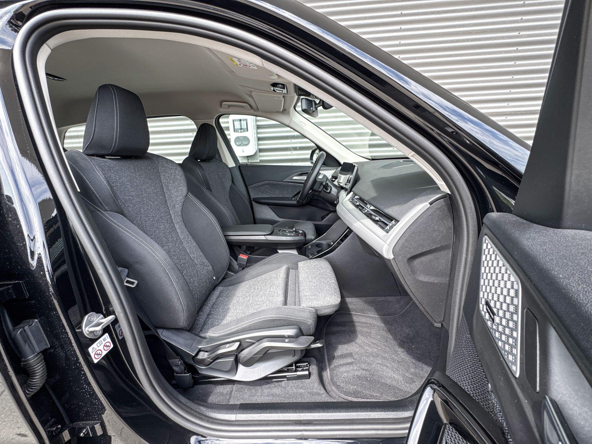 Foto van BMW Ix1 Xdrive30