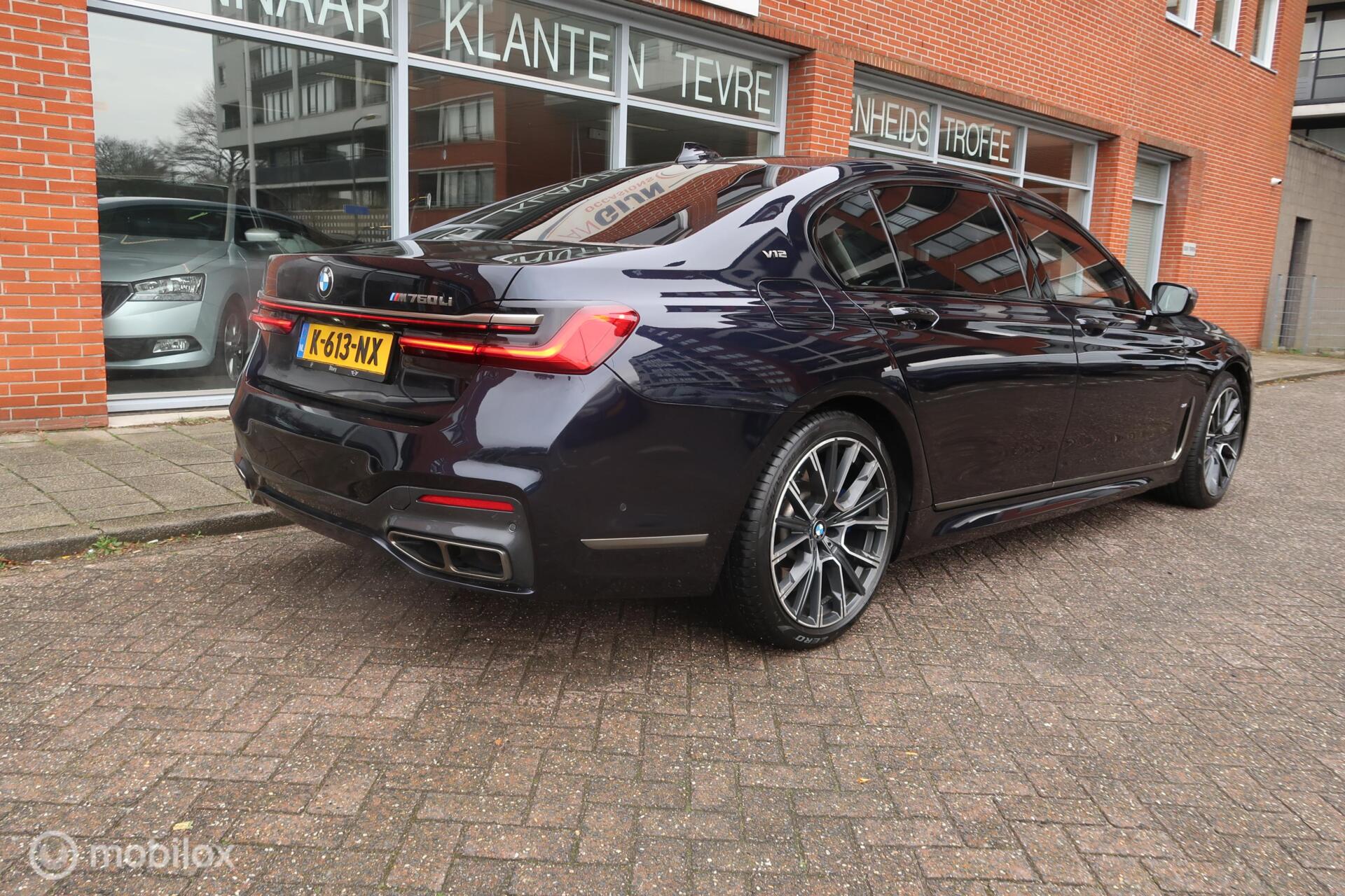 Foto van BMW M760li xDrive