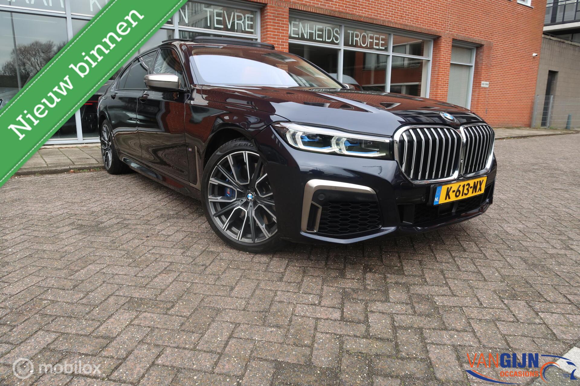 Foto van BMW M760li xDrive