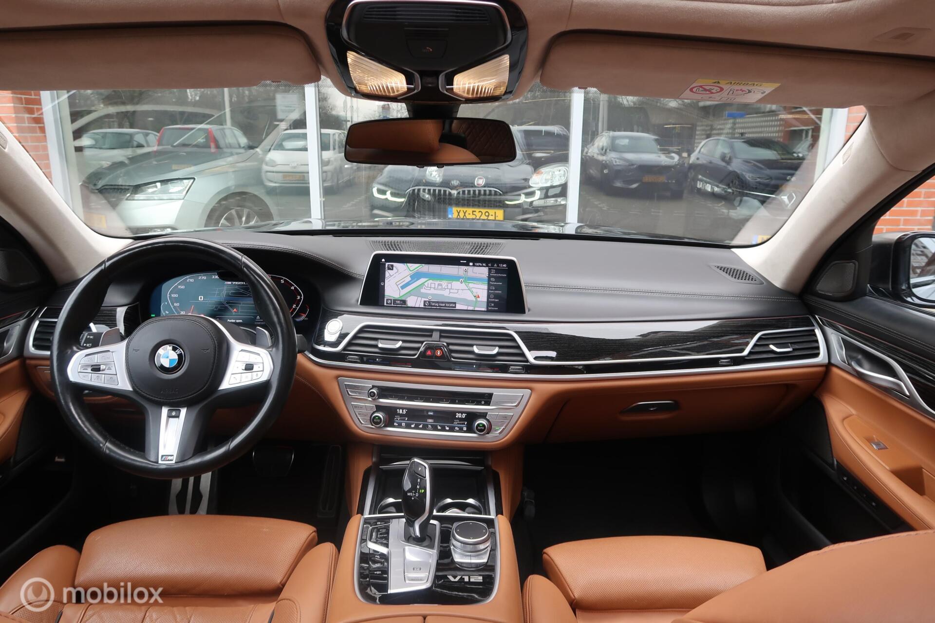 Foto van BMW M760li xDrive