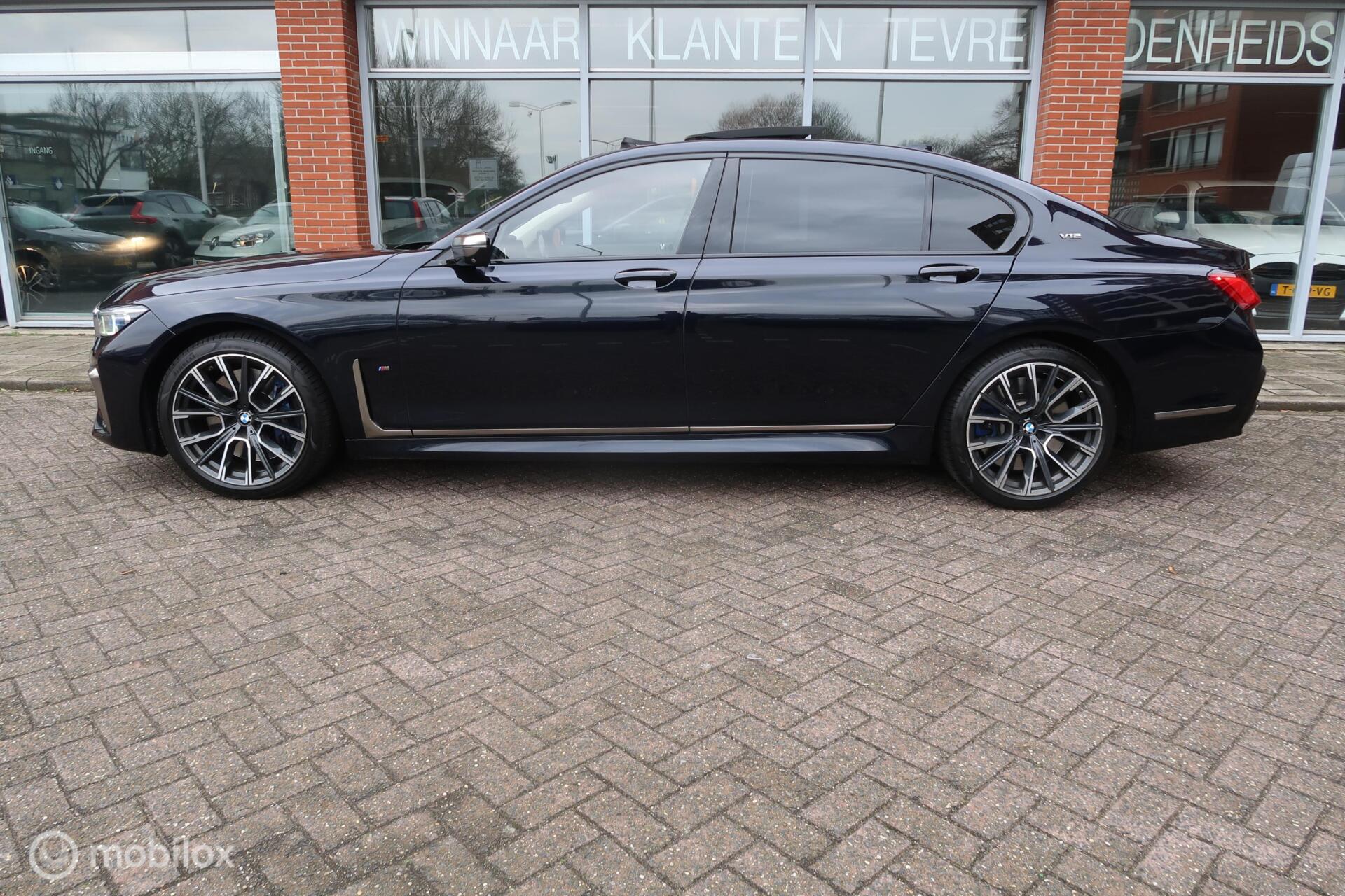 Foto van BMW M760li xDrive