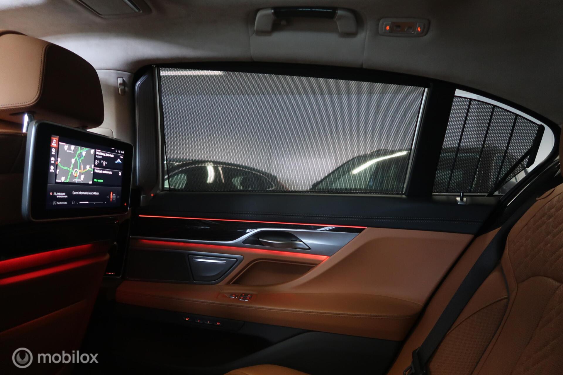 Foto van BMW M760li xDrive