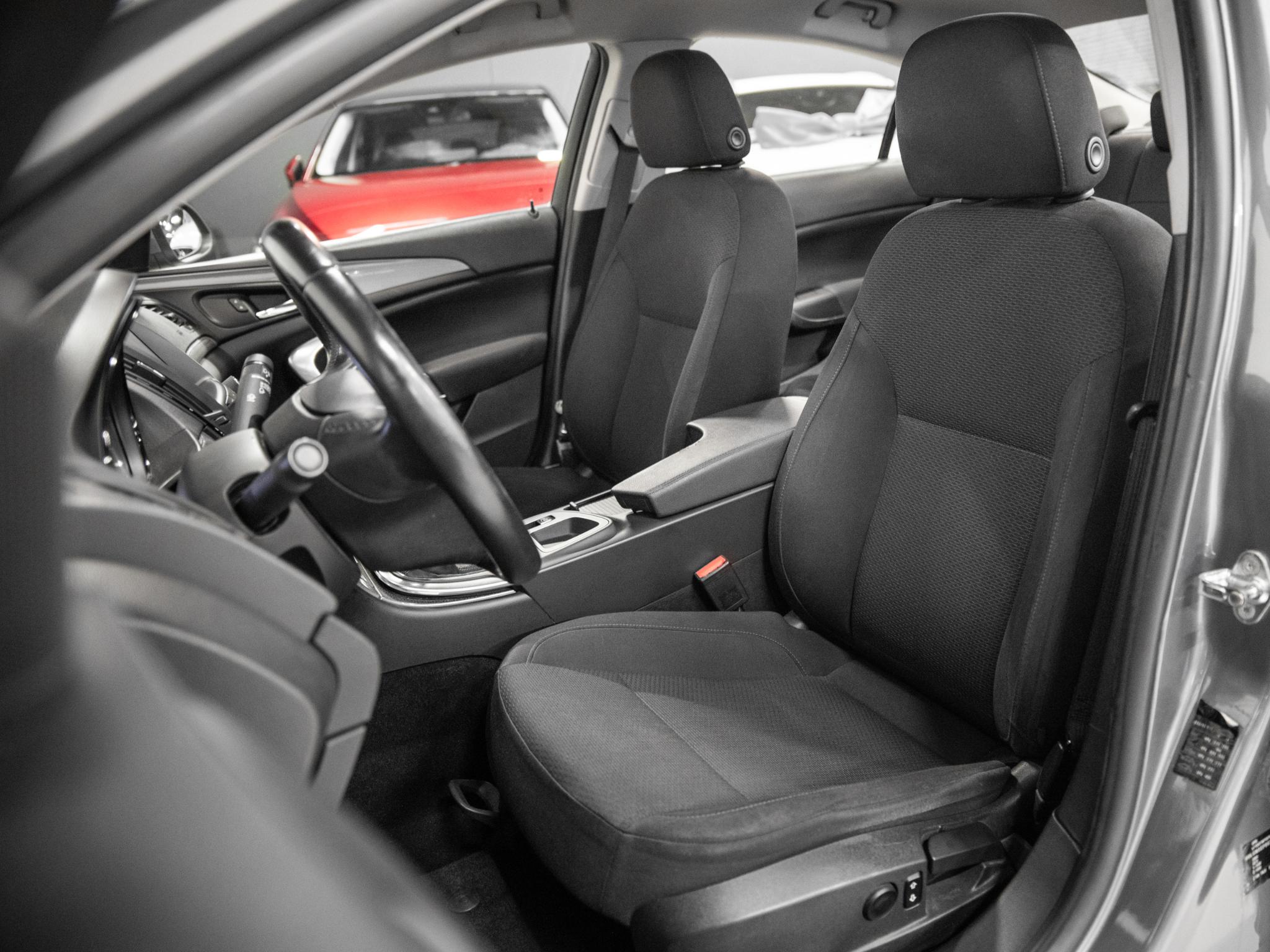 Foto van Opel Insignia Limousine NB
