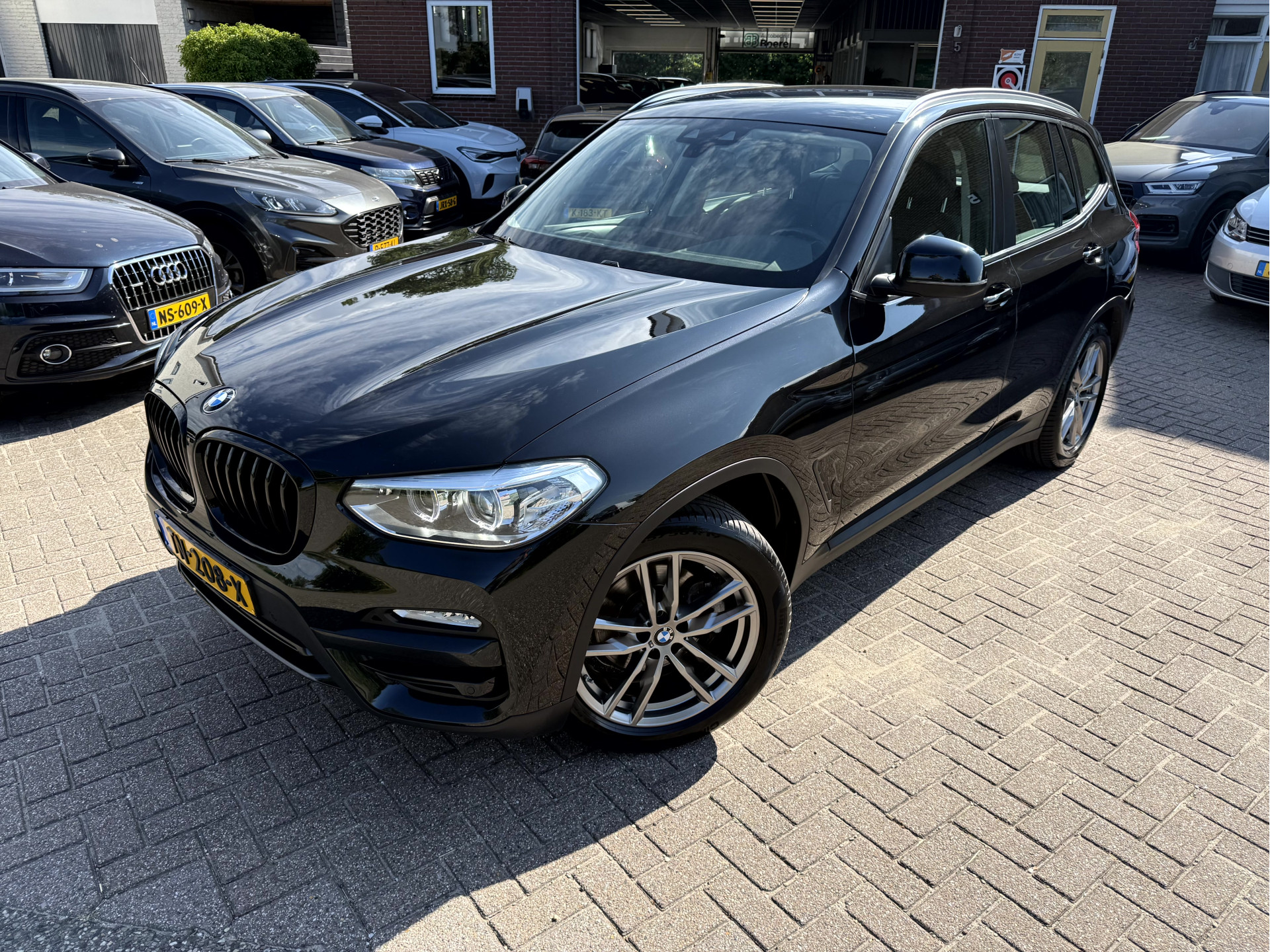 Foto van BMW X3 Sdrive18d