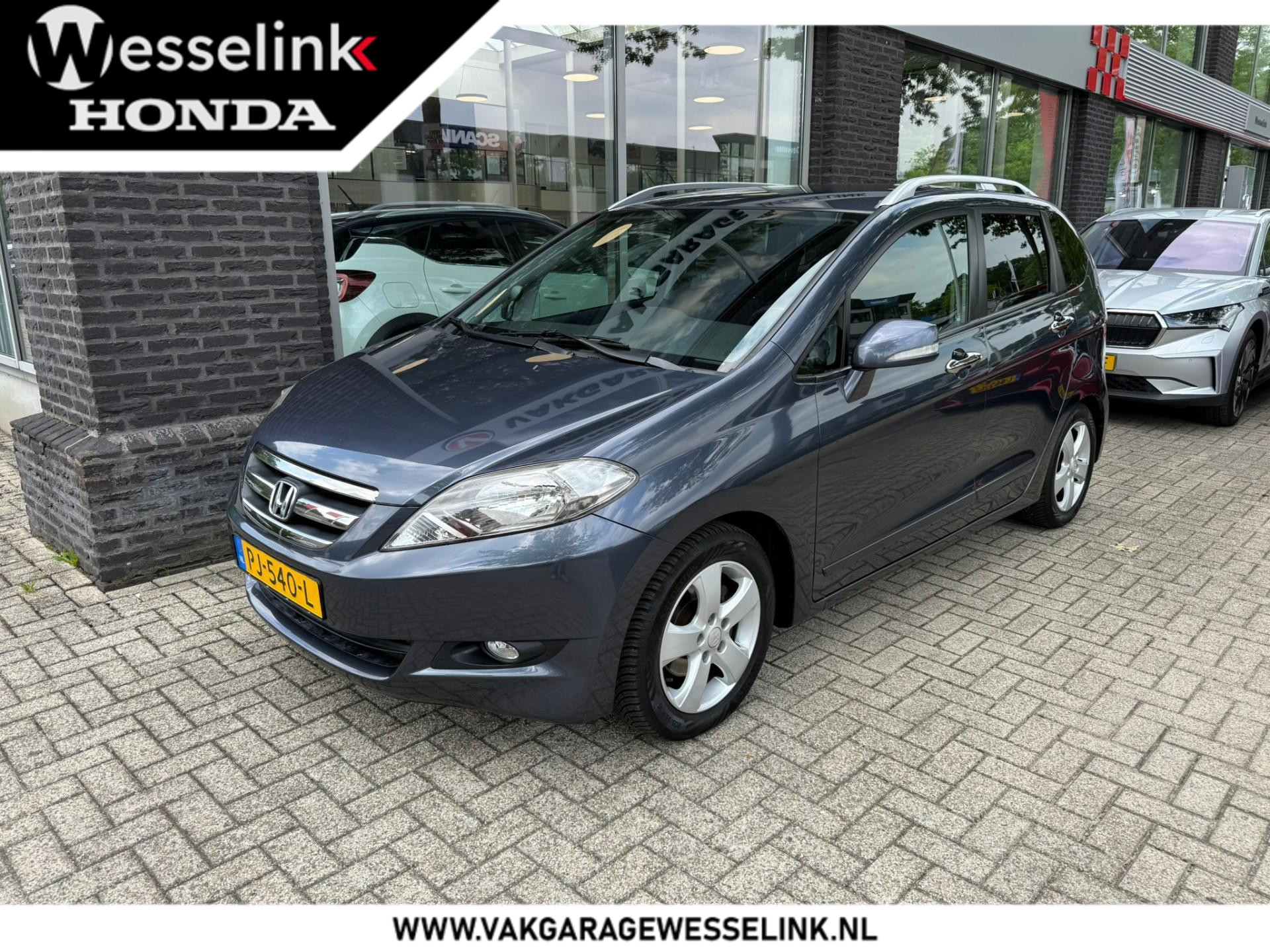 Honda Fr-v 1.8i Lifestyle 2009 - voorkant