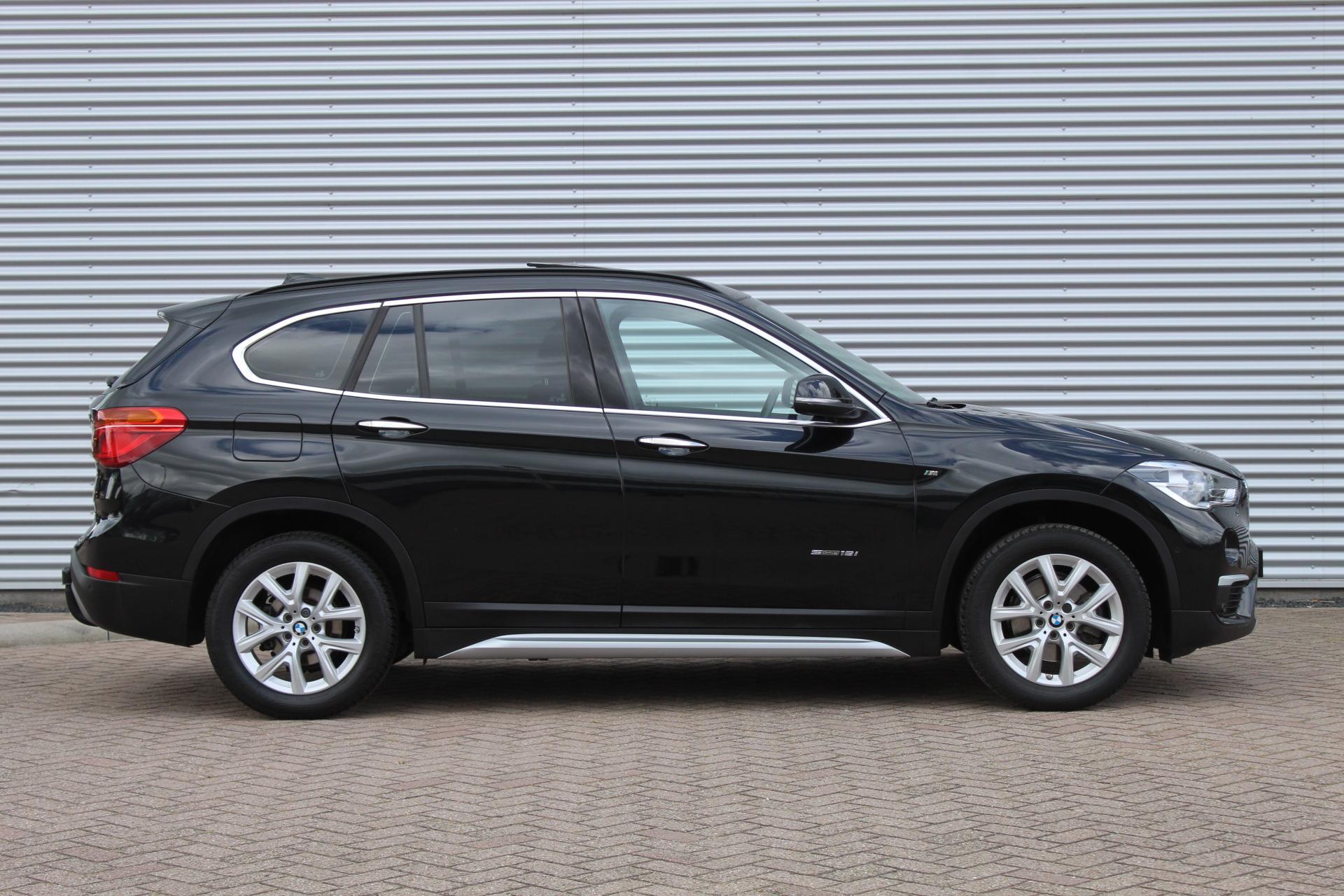 Foto van BMW X1 Sdrive18i