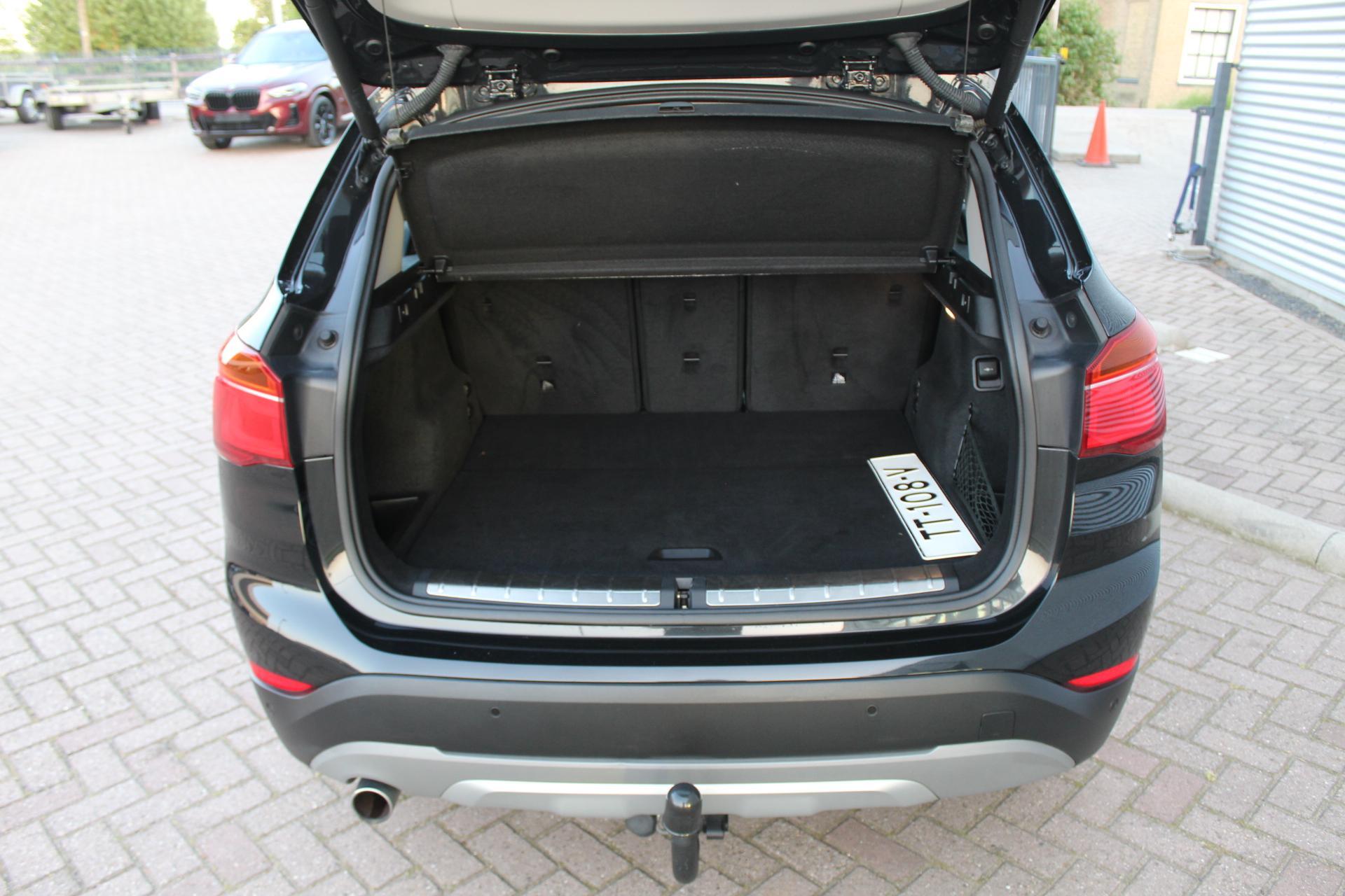Foto van BMW X1 Sdrive18i