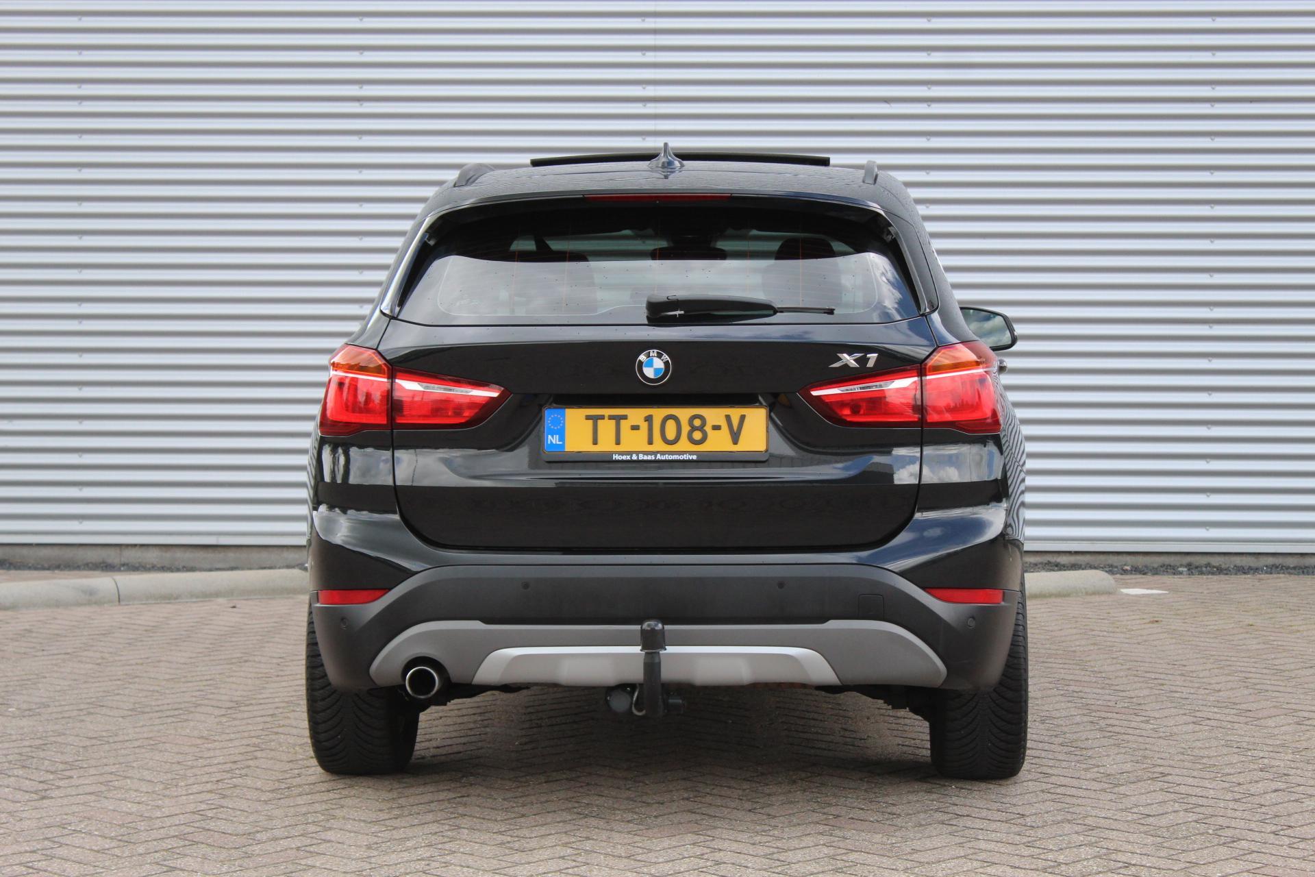 Foto van BMW X1 Sdrive18i