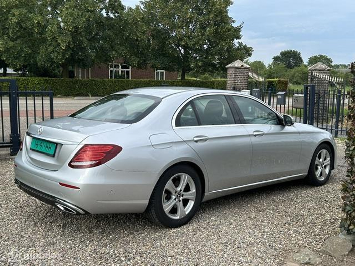 Foto van Mercedes-Benz E 200 D