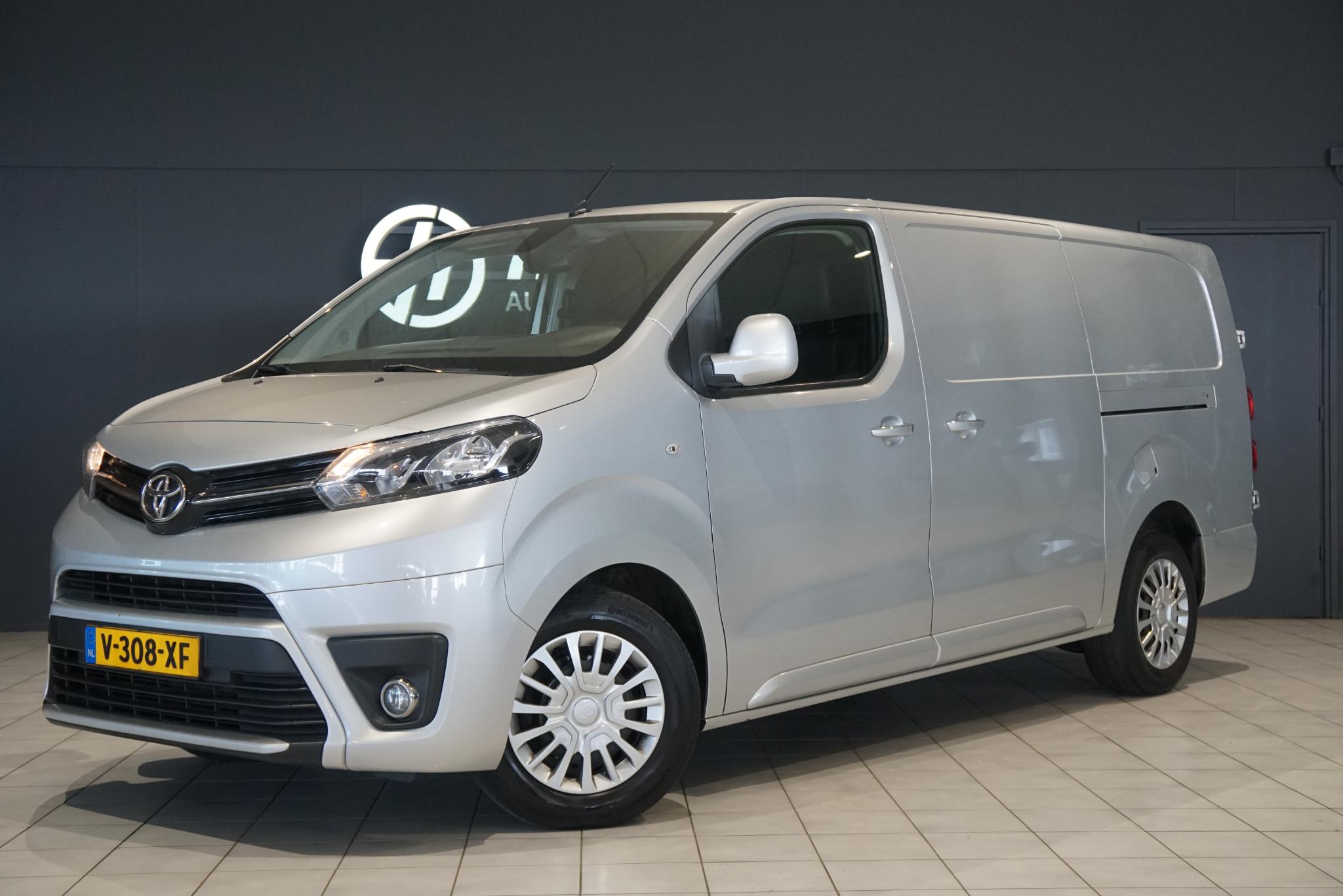 Toyota Proace 2.0 D-4D Professional Long 2019 - voorkant