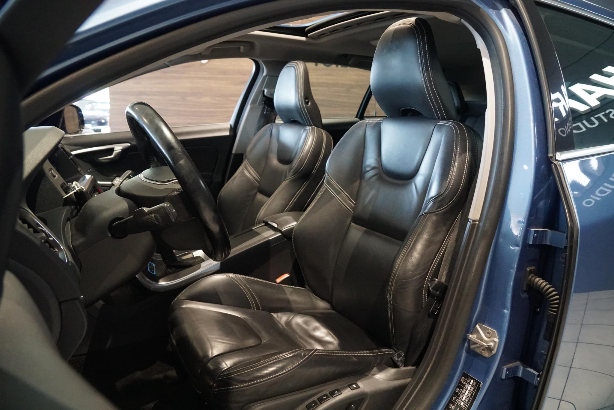 Foto van Volvo V60 Plug In Hybrid