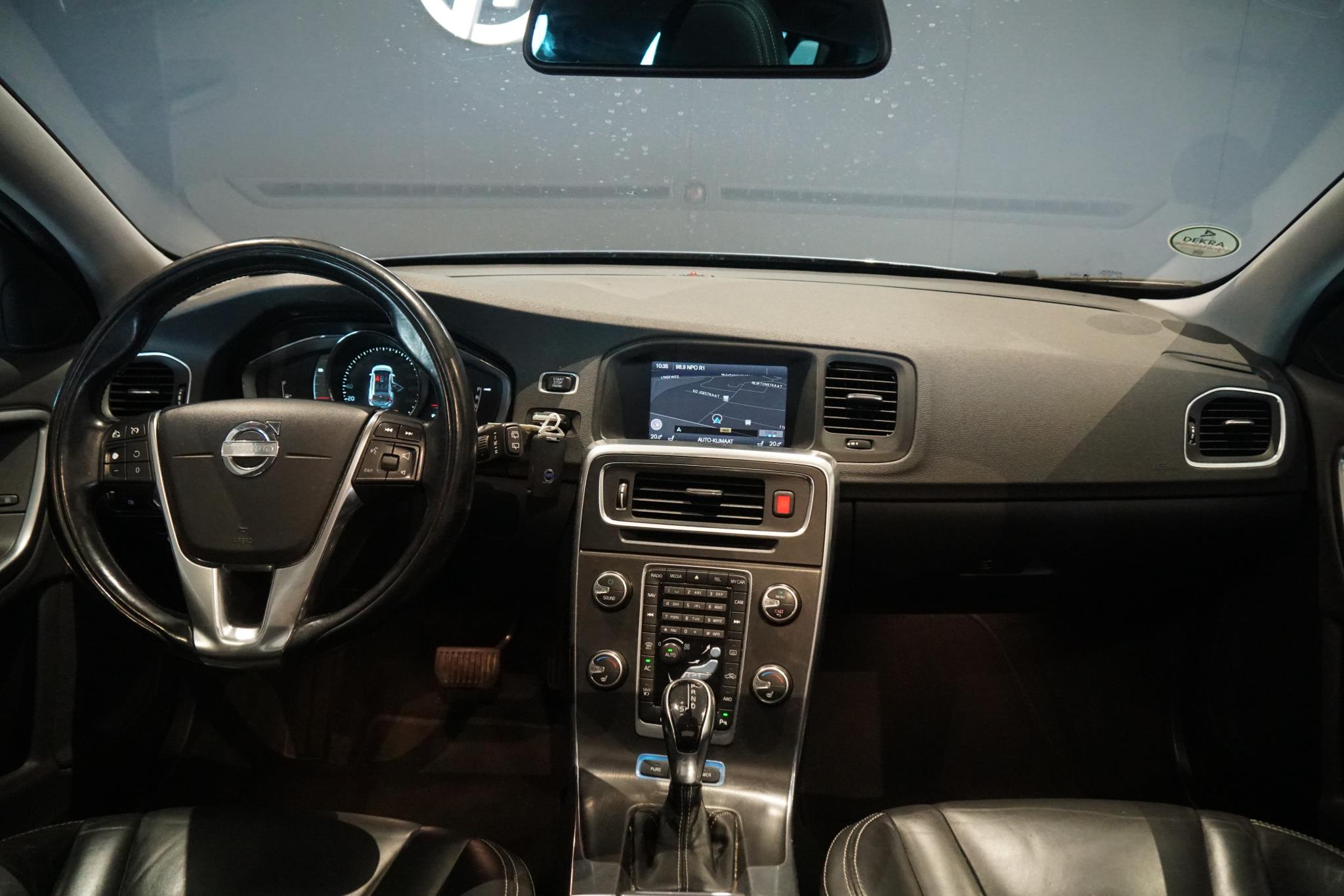 Foto van Volvo V60 Plug In Hybrid