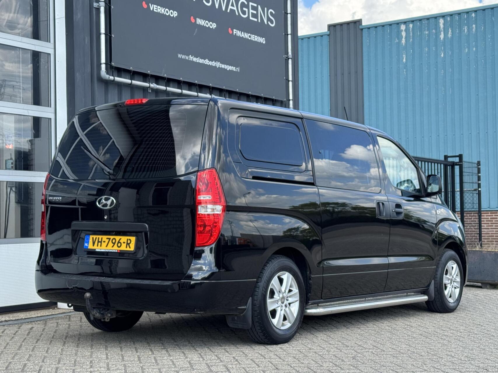 Foto van Hyundai H-1