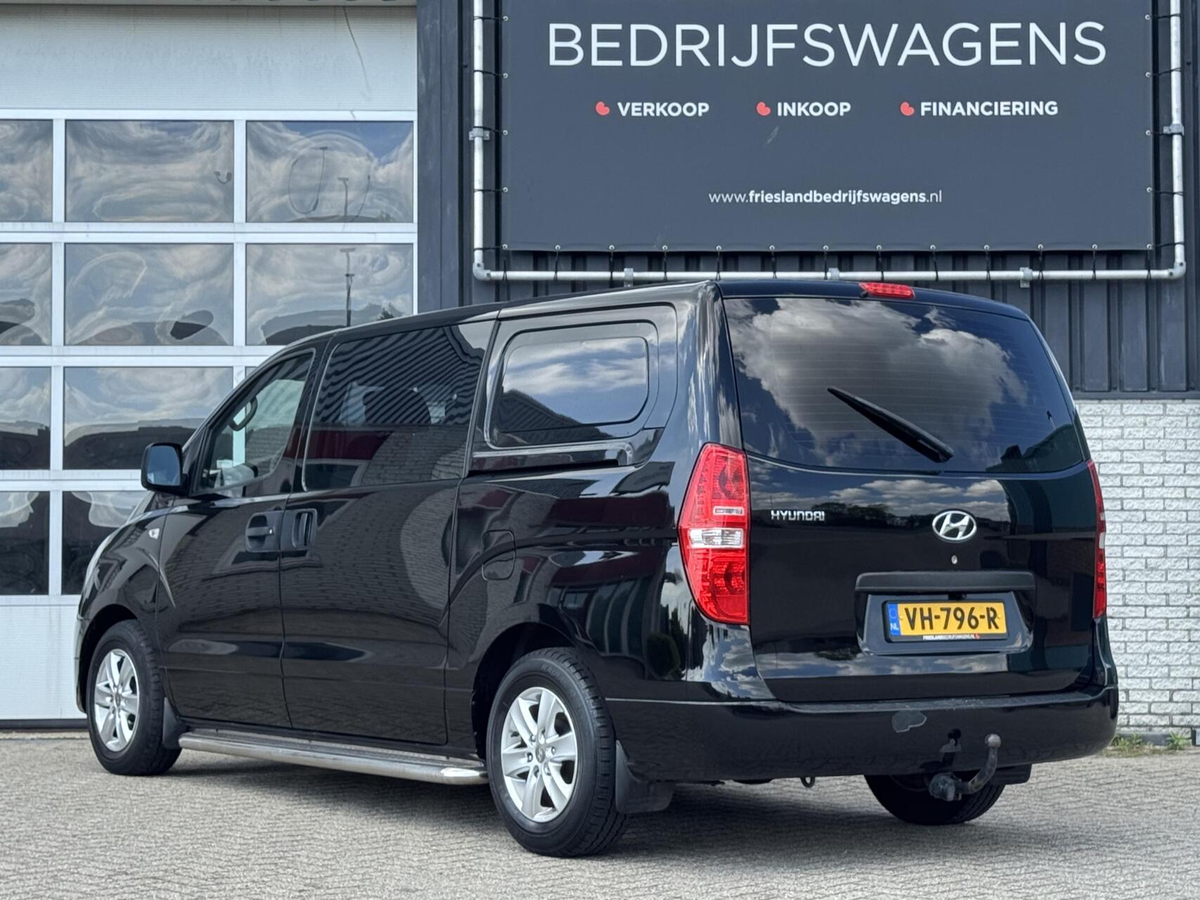 Foto van Hyundai H-1