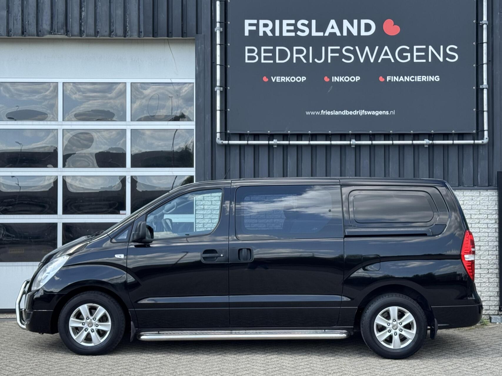 Foto van Hyundai H-1