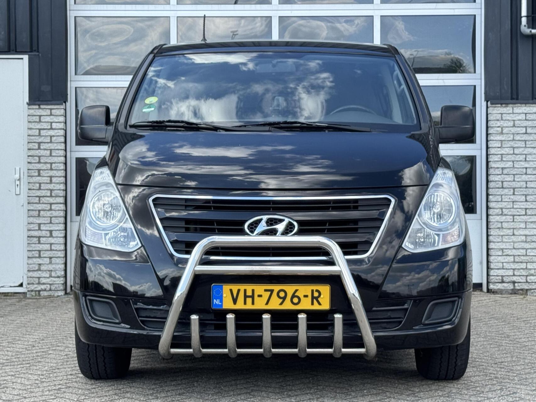 Foto van Hyundai H-1